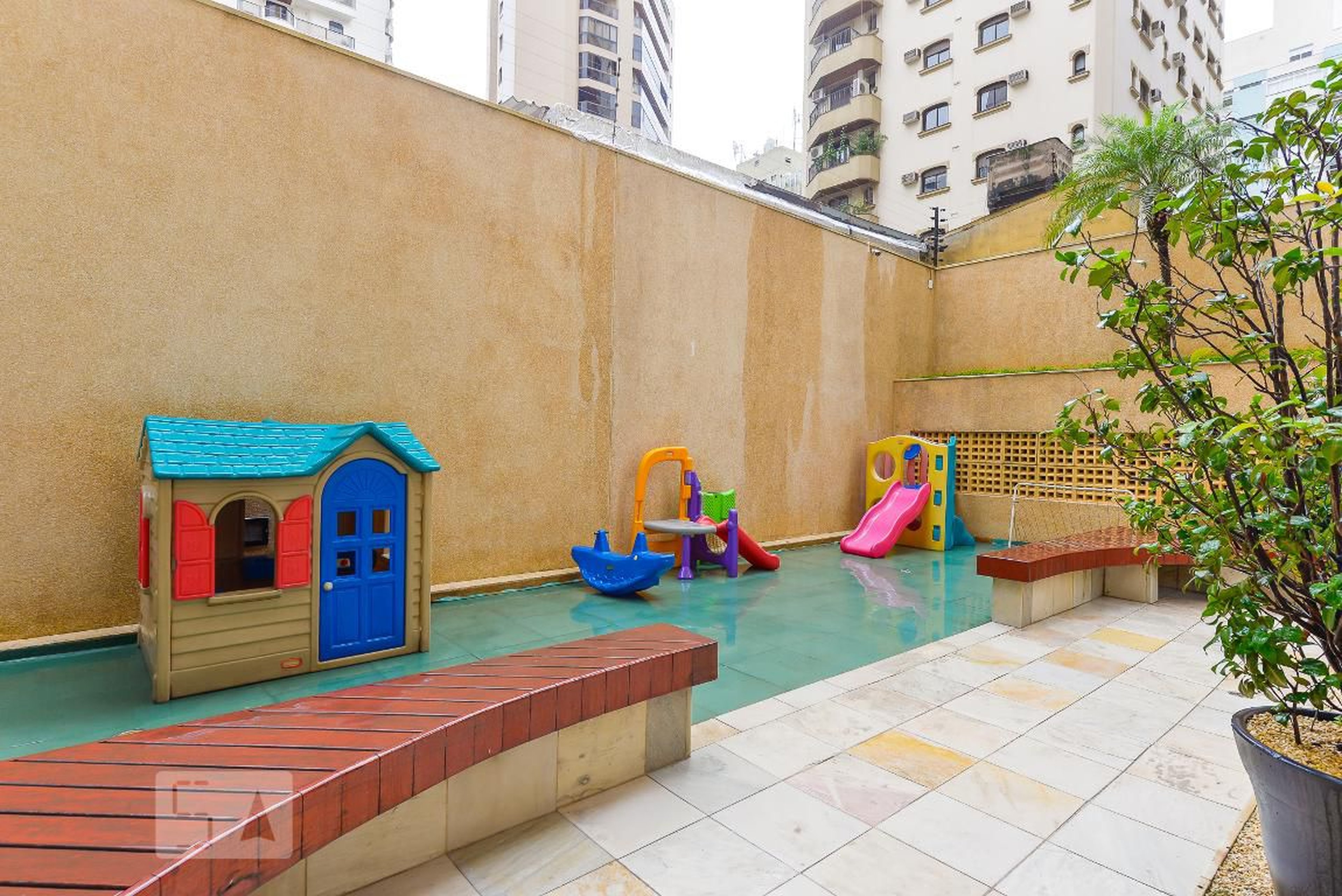 Playground - Palazzo Farnese Jardins