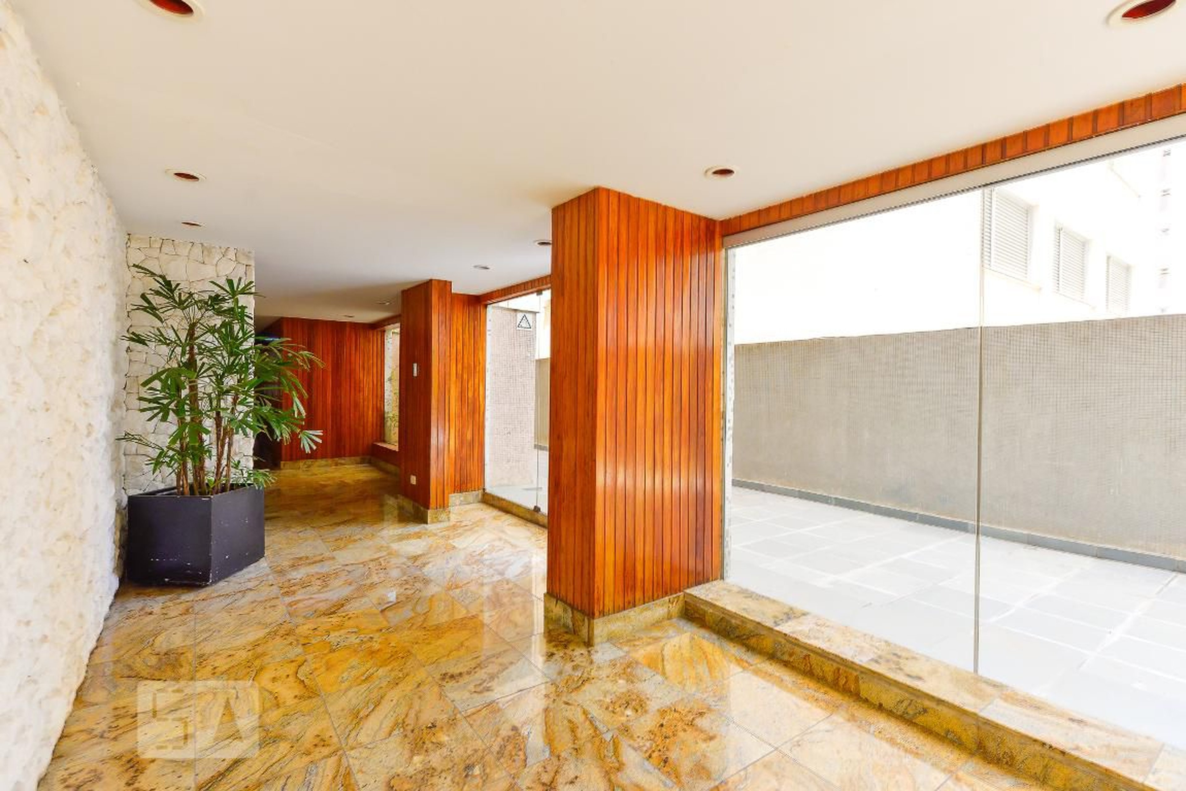 Hall Entrada - Martha Helena