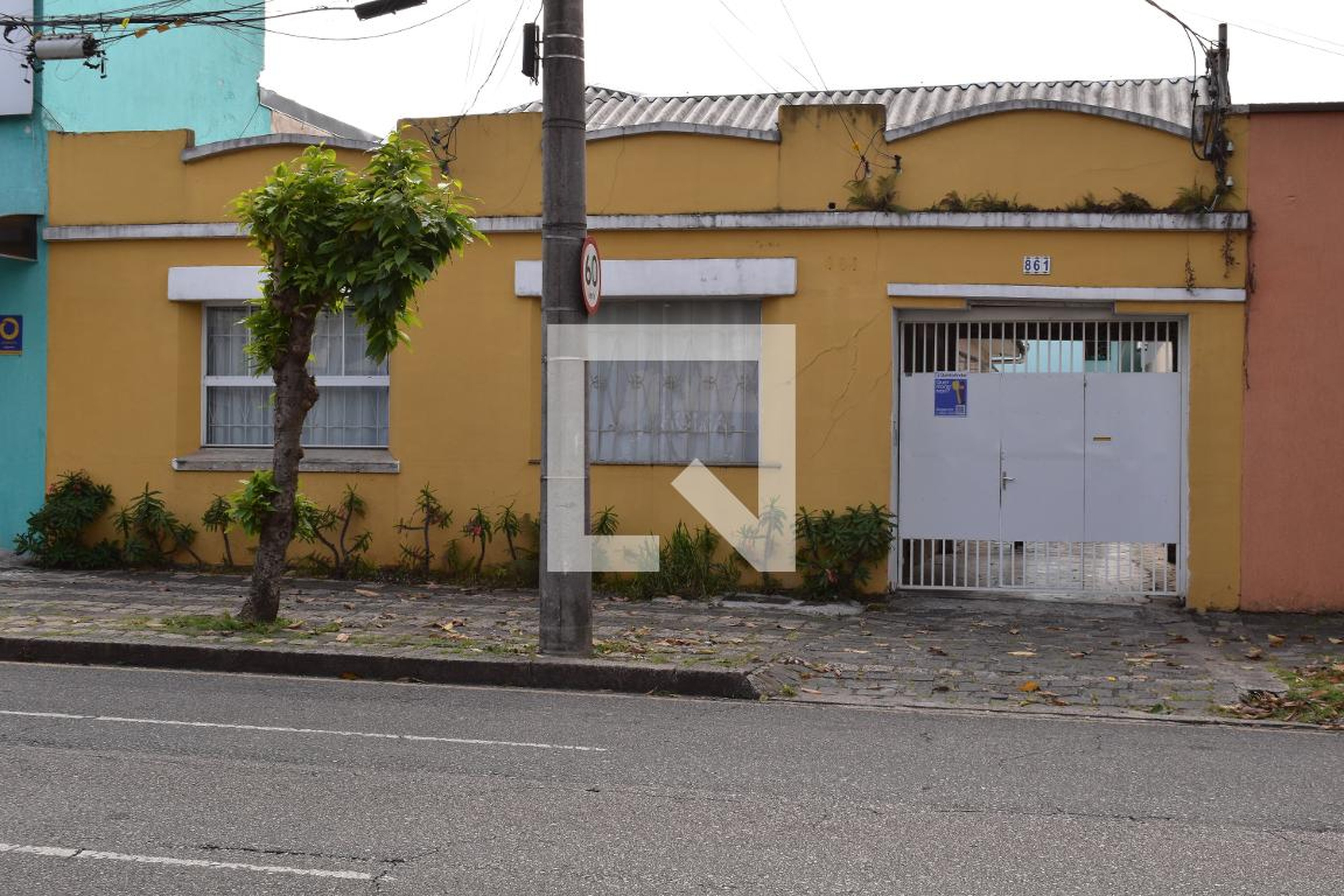 Fachada do condomínio Condomínio É Uma Casa Residencial