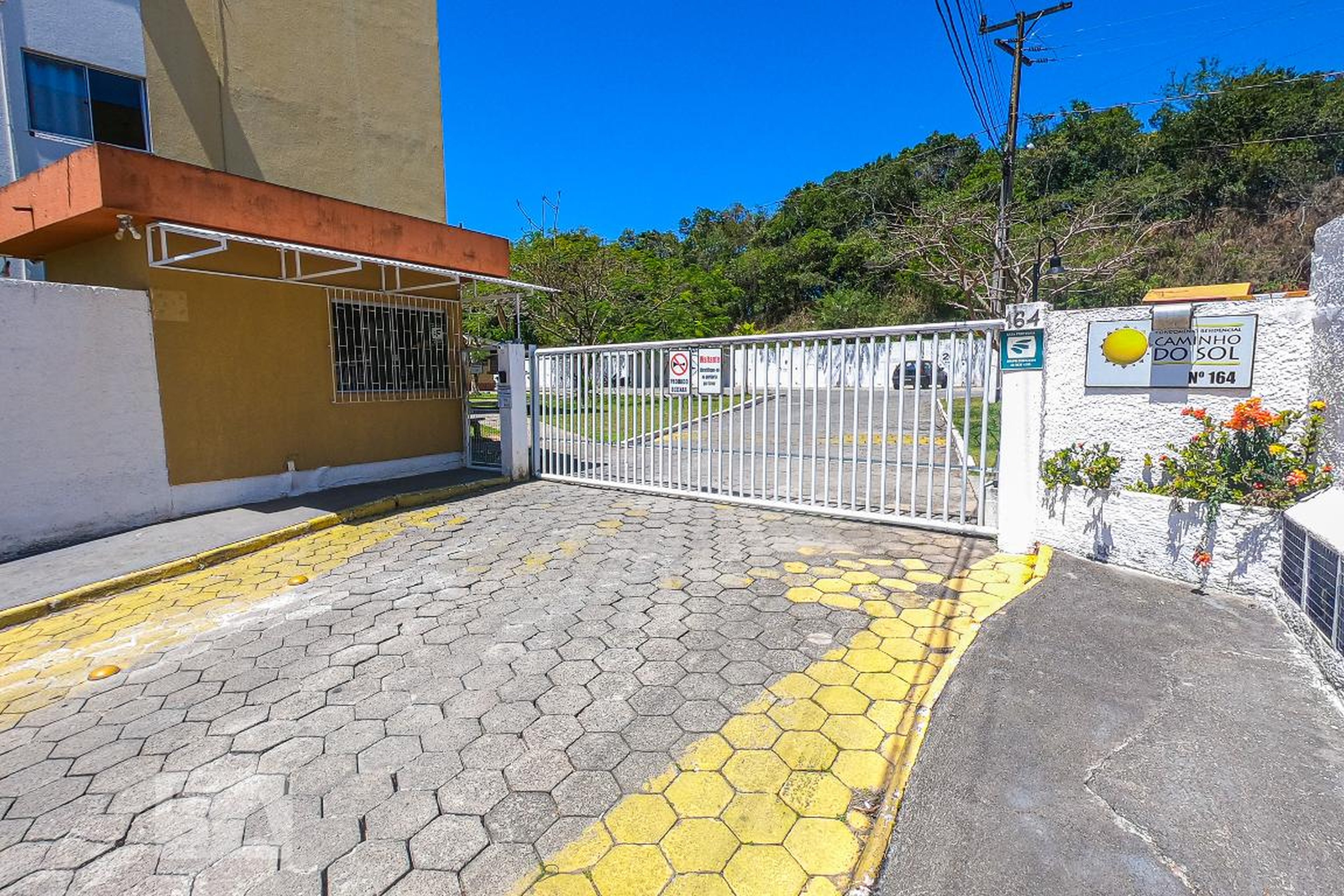 Entrada - Caminho do Sol