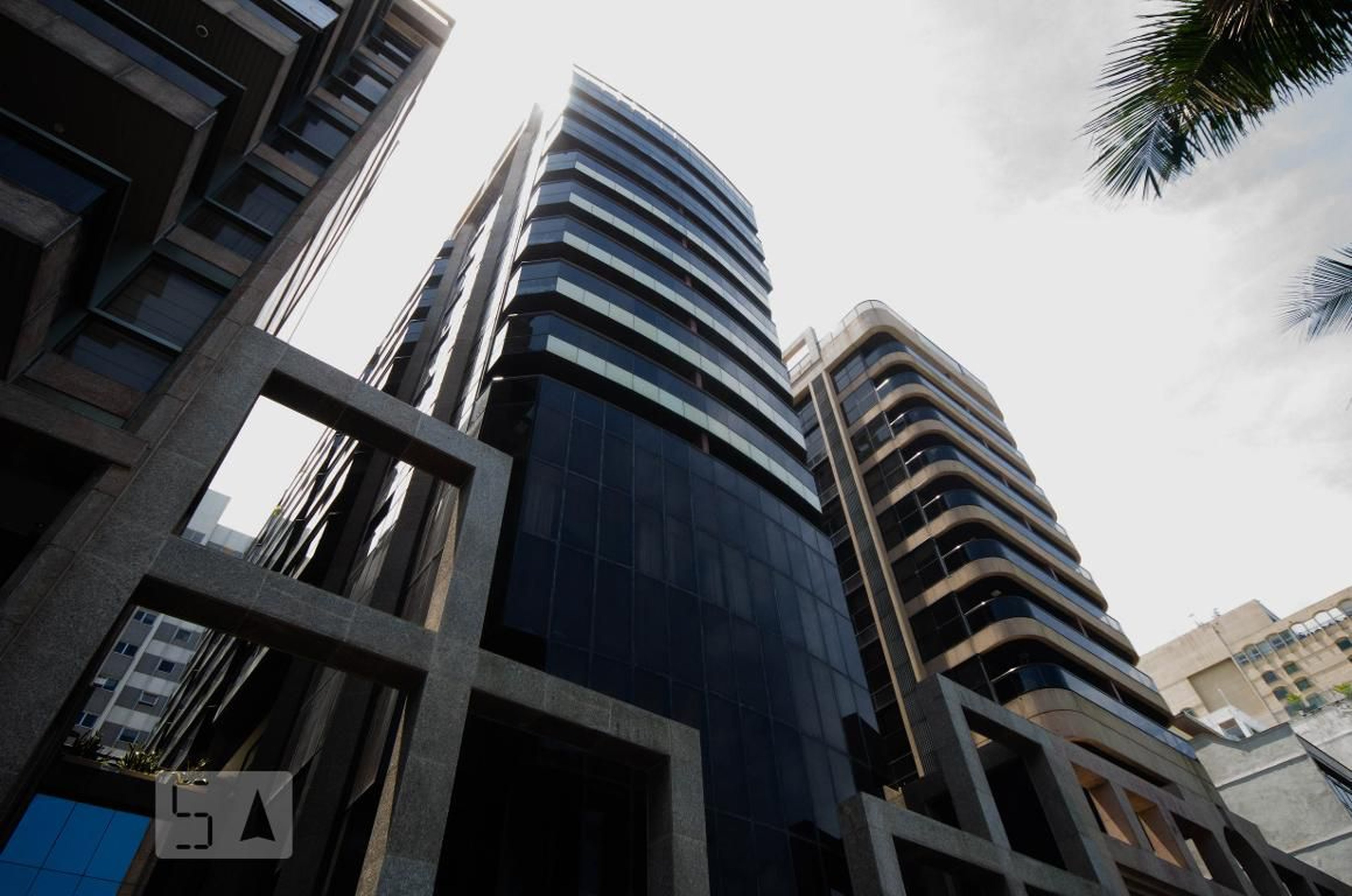 Fachada do Prédio Condomínio Residence Service