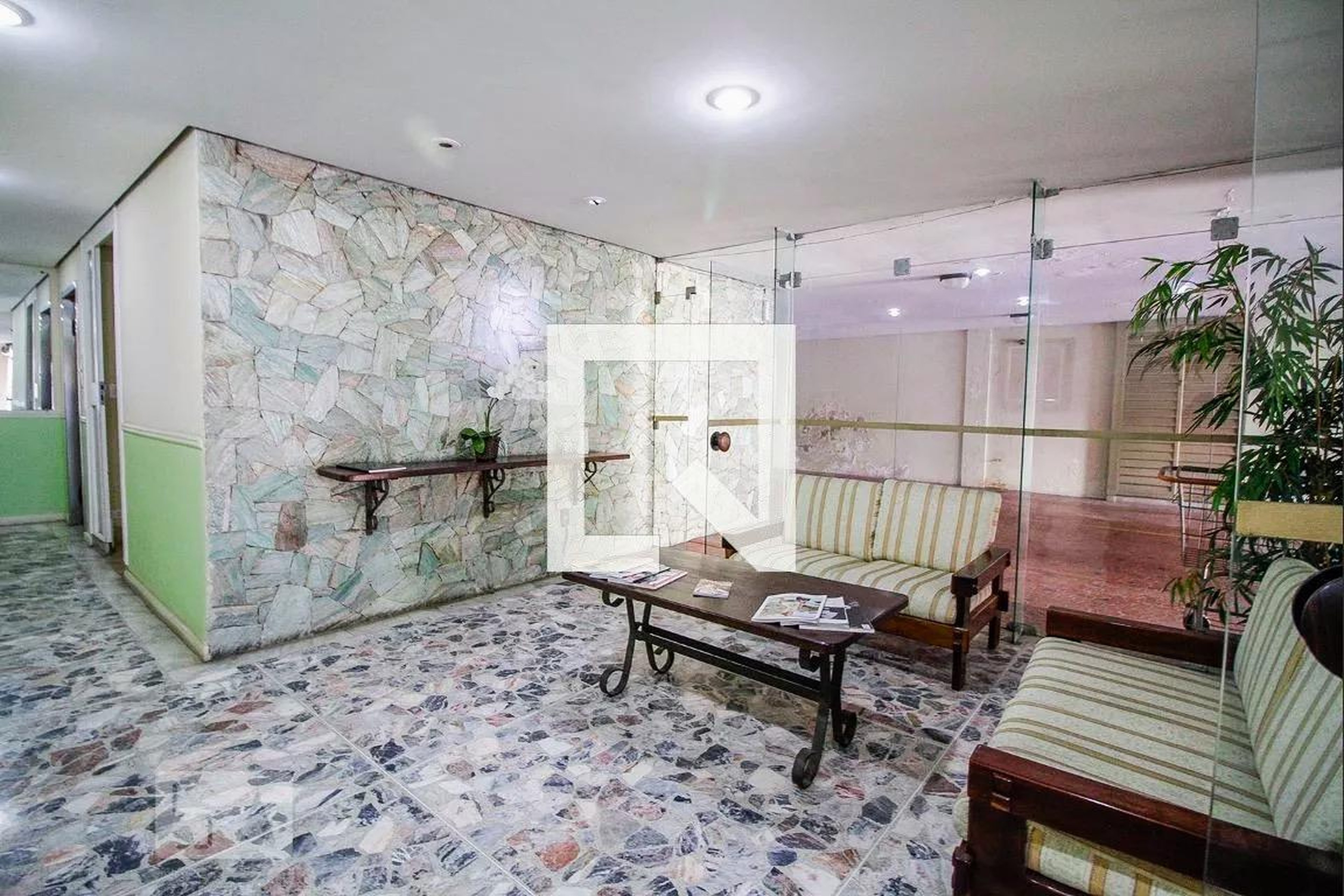 Hall de entrada - Edifício Pompéia