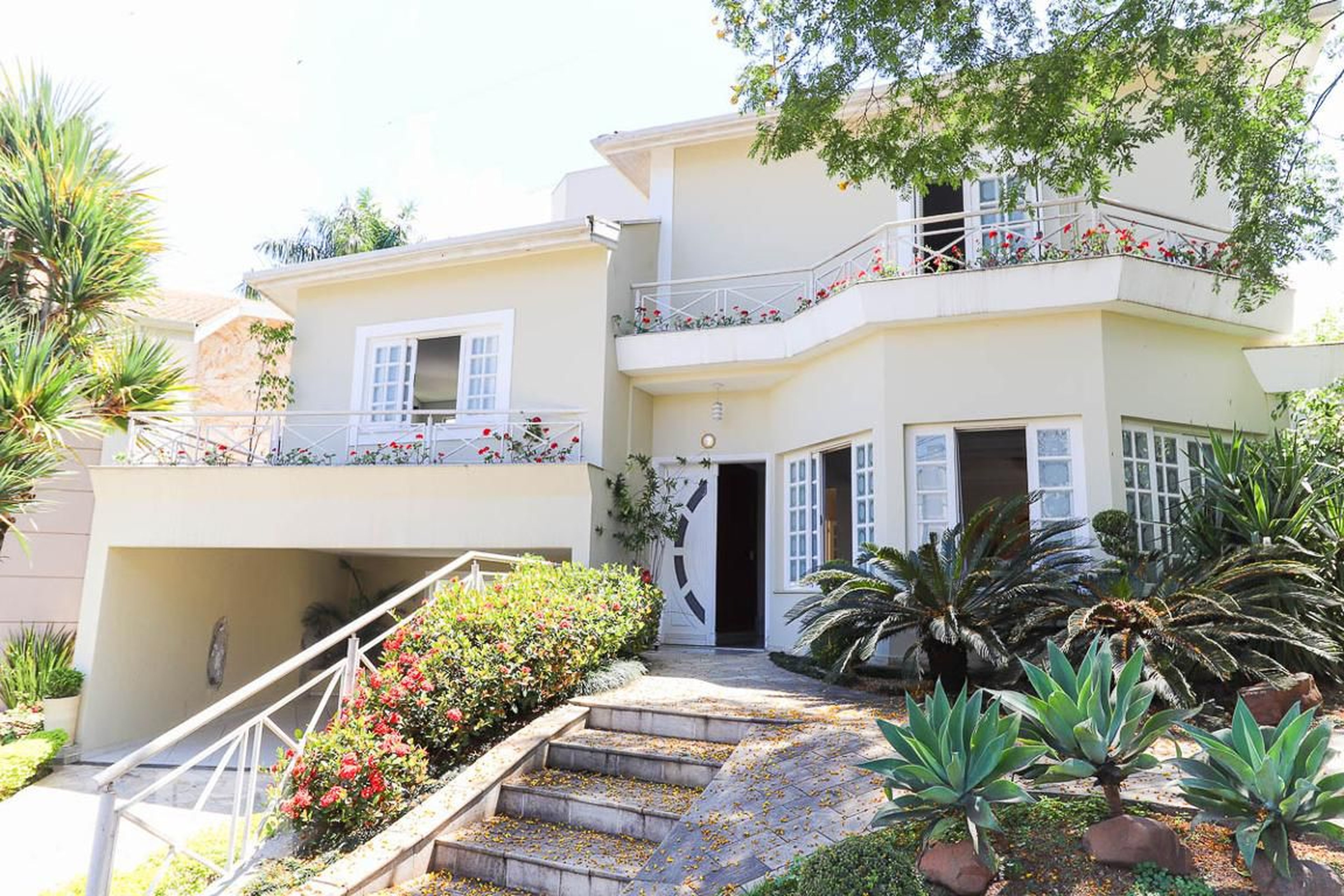 Fachada Condomínio Residencia Alameda Girassóis, 566,  Alphaville