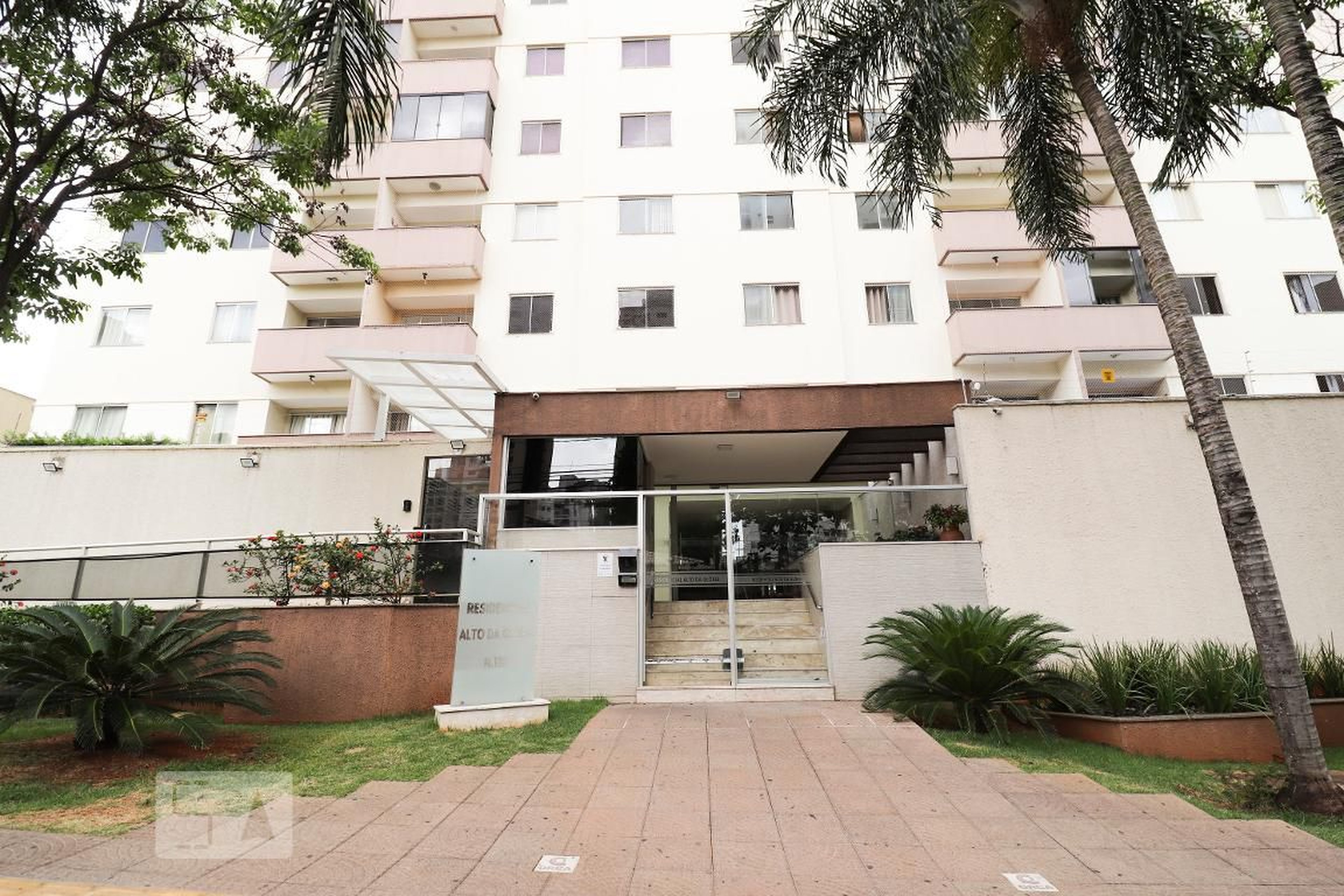 Fachada Condomínio em Avenida São João, 180