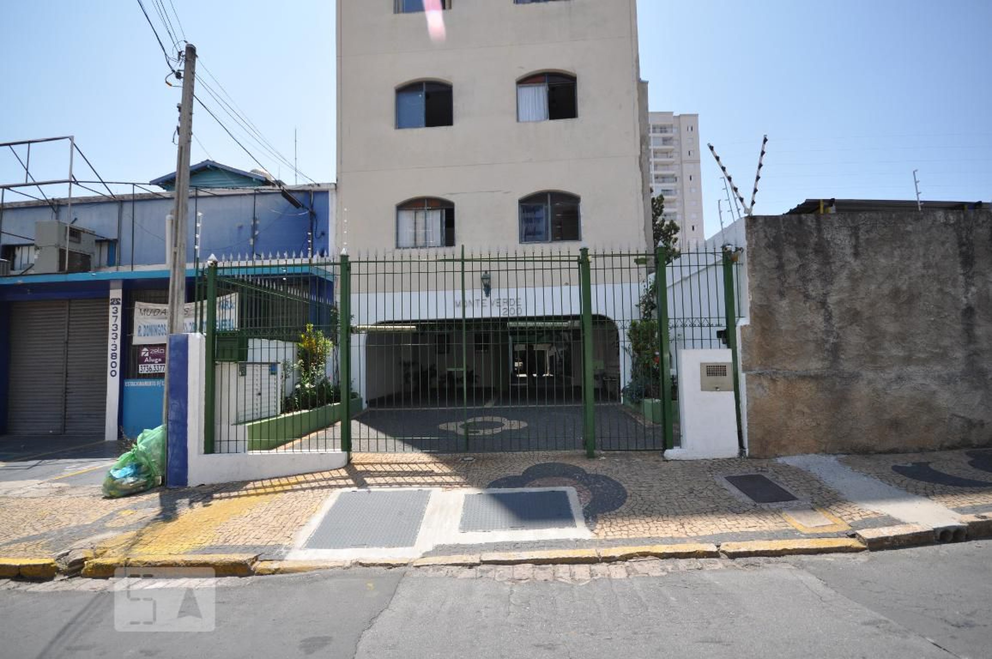 Fachada do Prédio Edifício Monte Verde