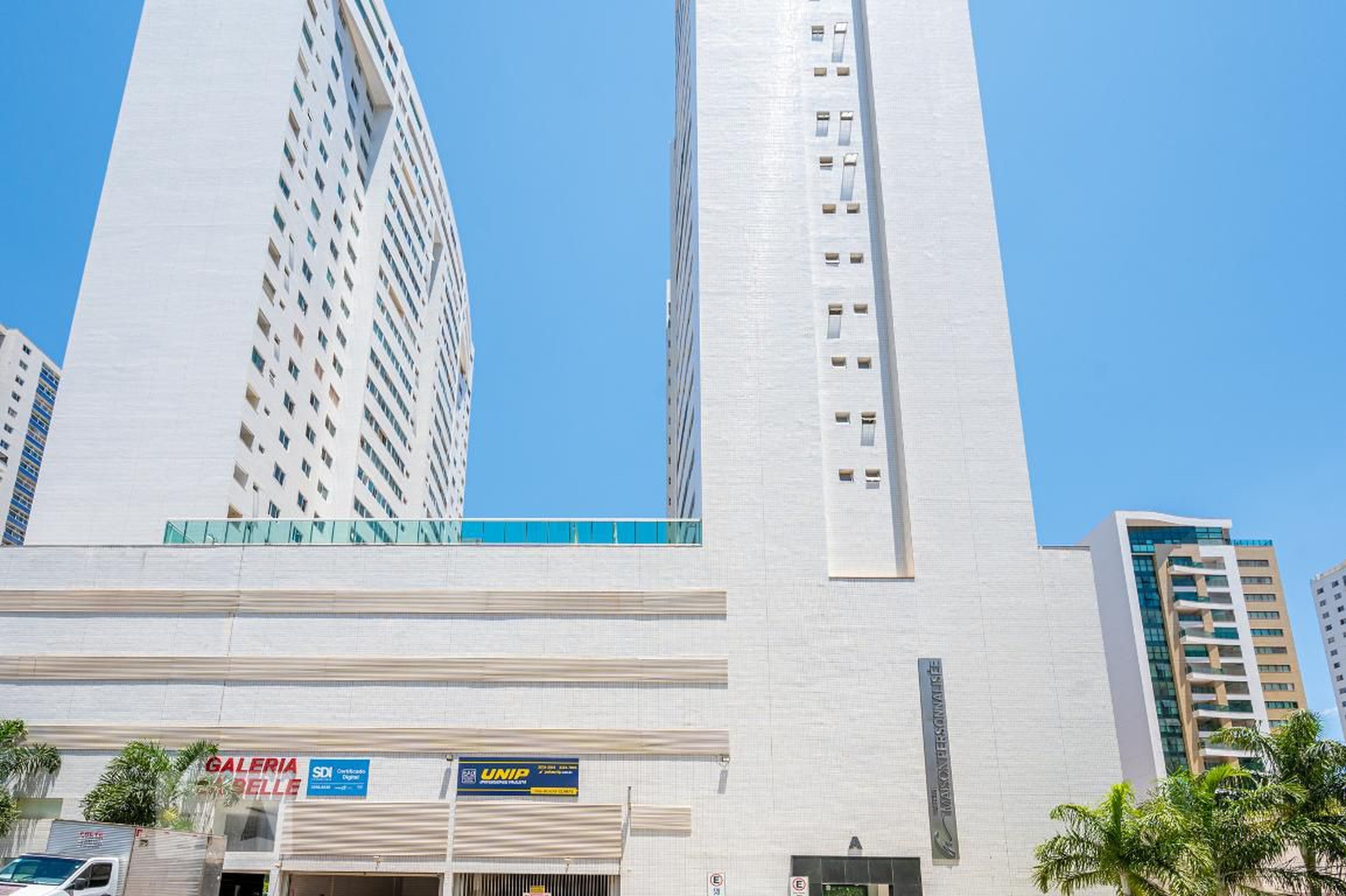 Fachada Condomínio La Belle Maison Personnalisee