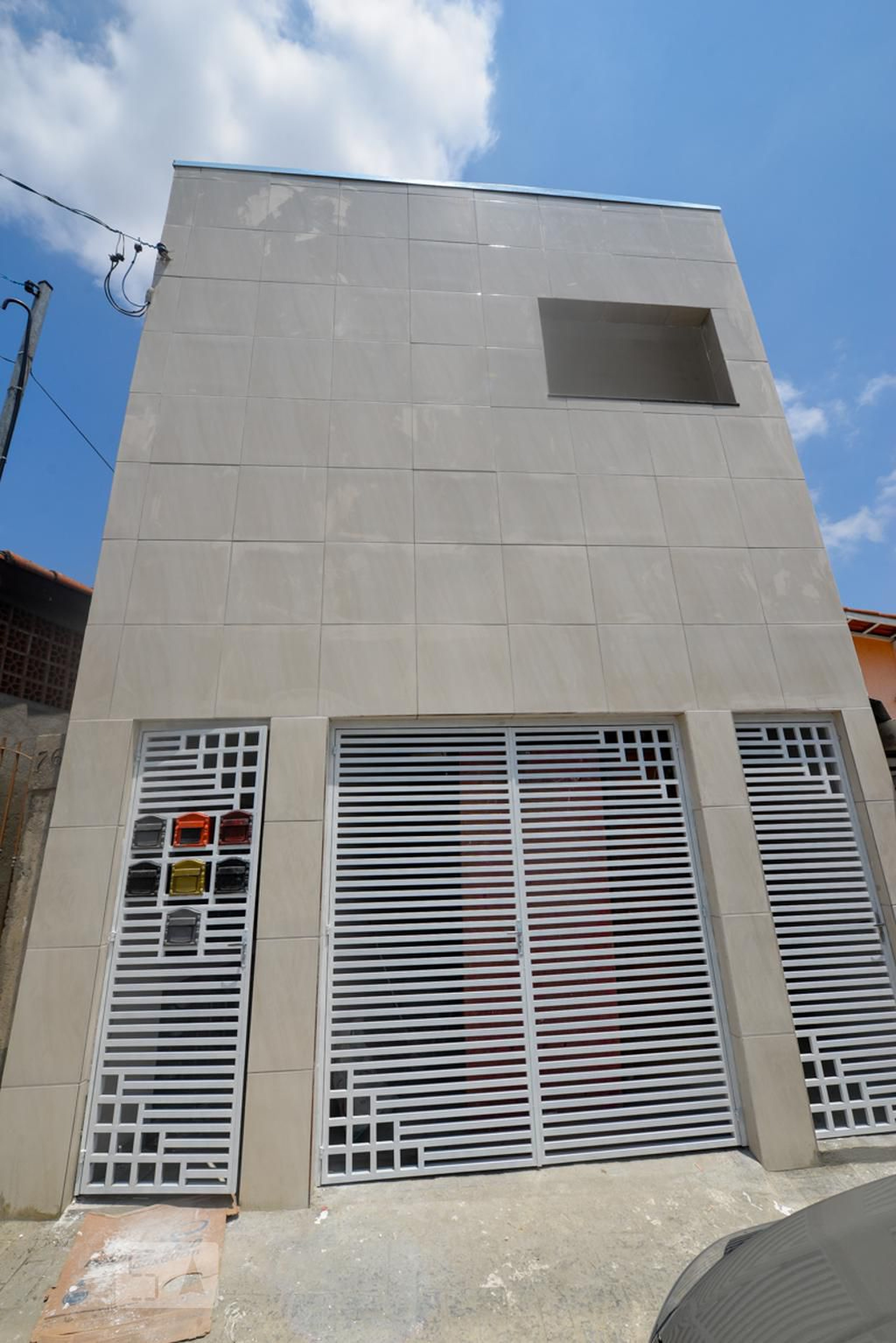 Fachada do Condomínio Condomínio em Rua Central, 765