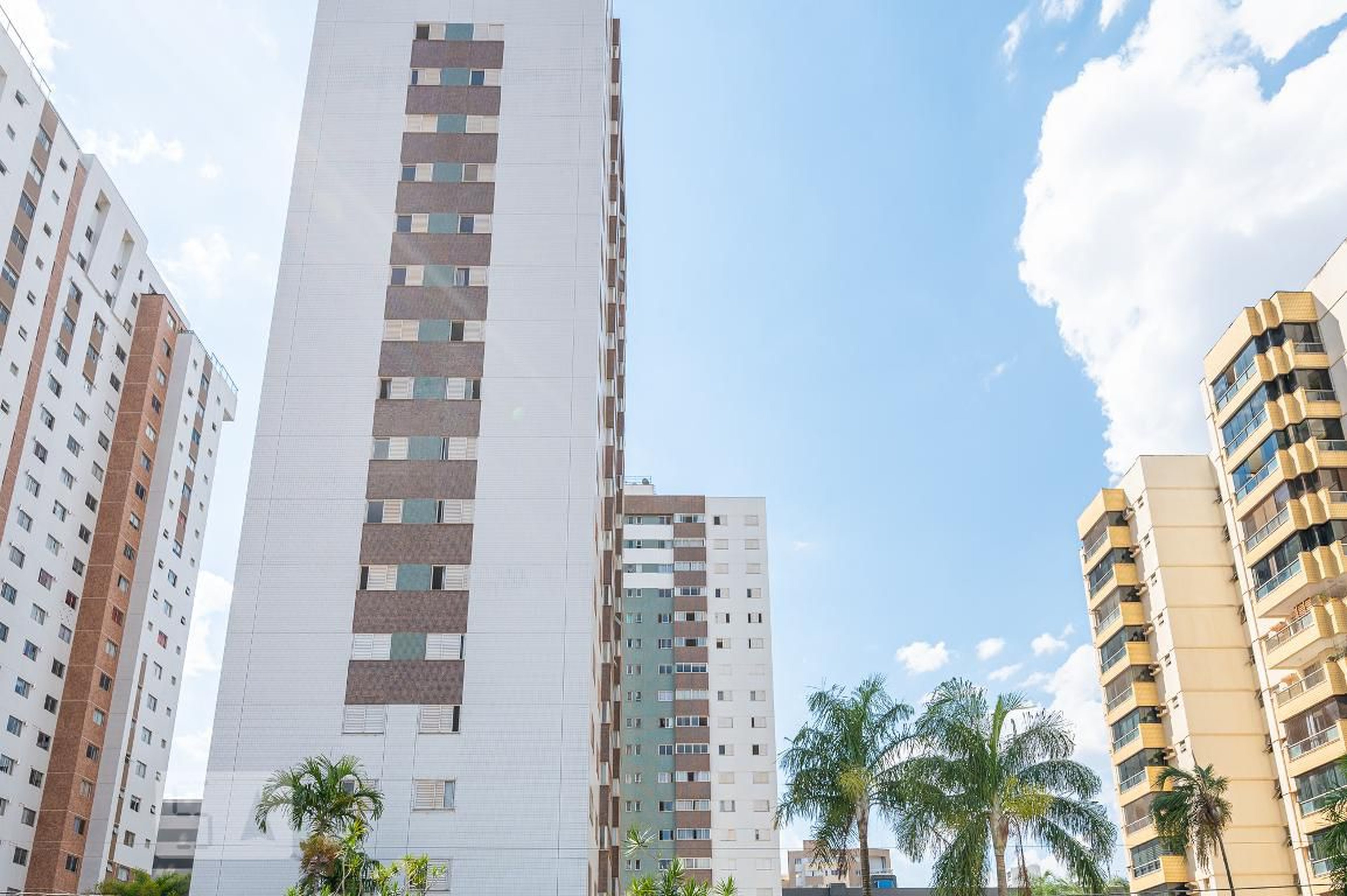 Fachada Condomínio Ouro Branco II