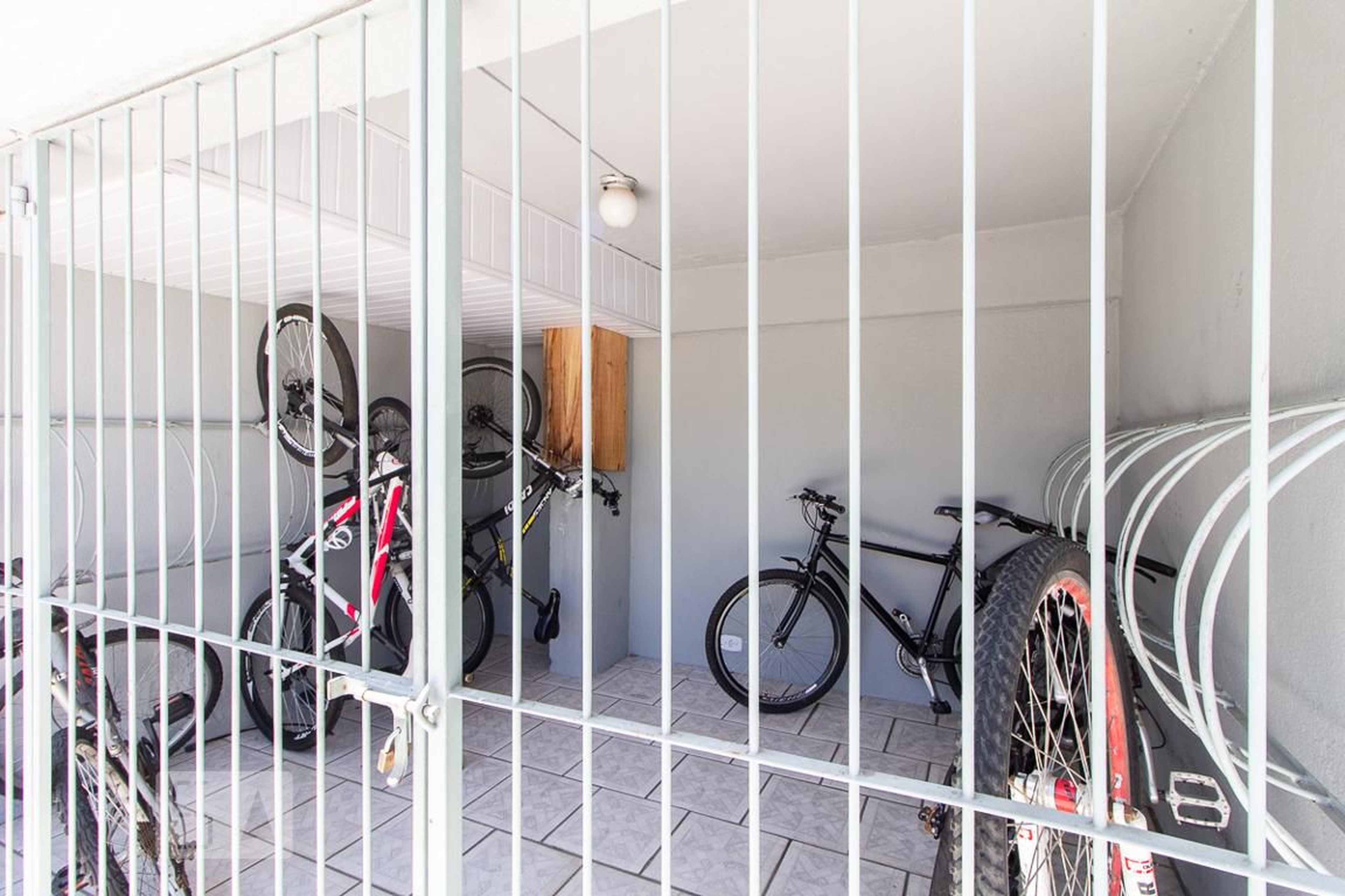 Bicicletário - Edifício Sofá. Premium
