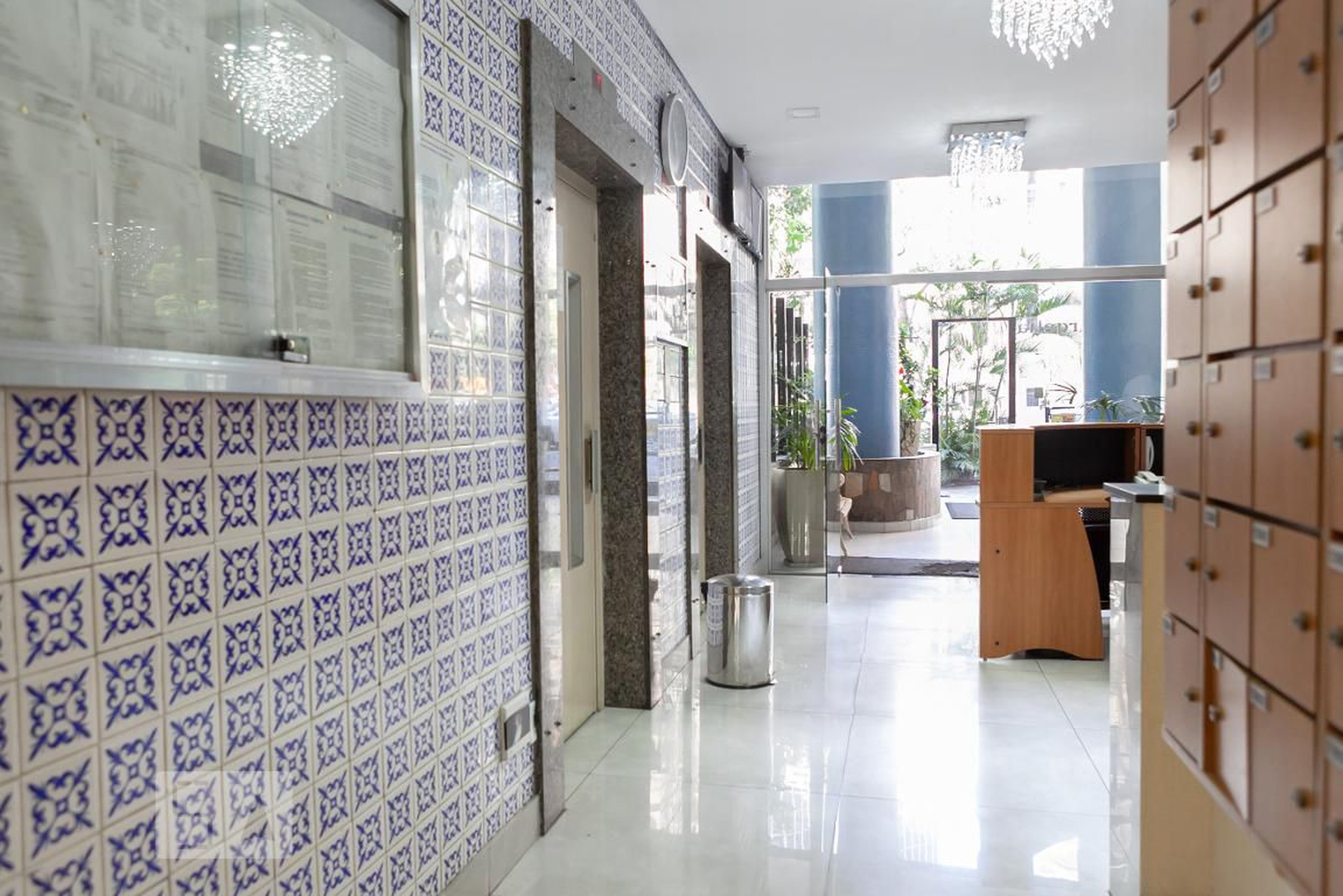 Hall - Edifício Argélia