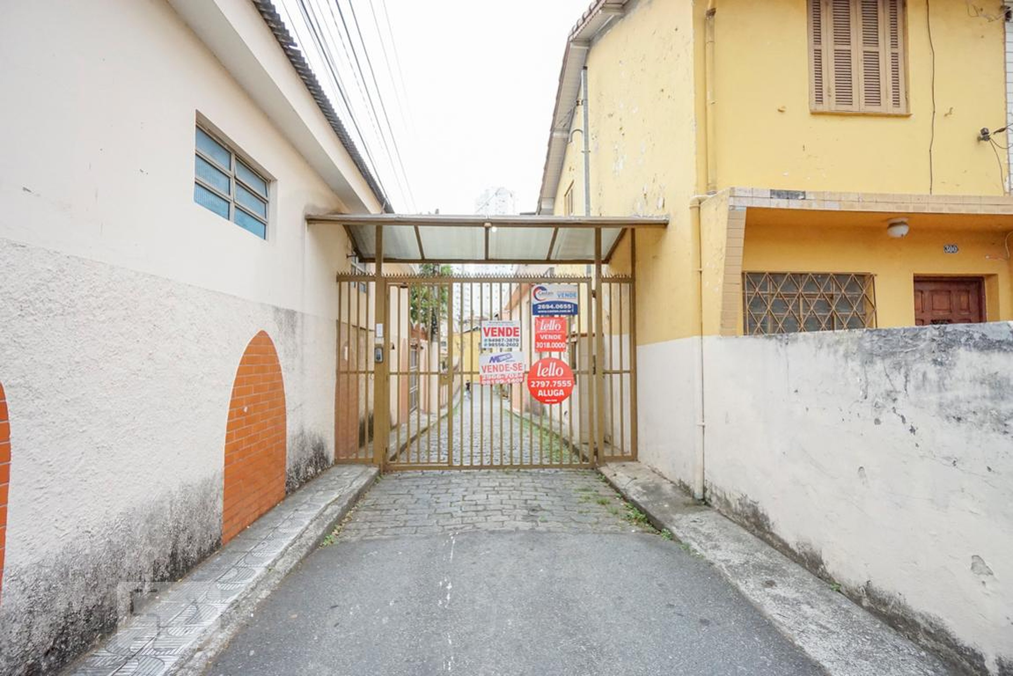 Fachada Condomínio em Rua do Oratório, 304