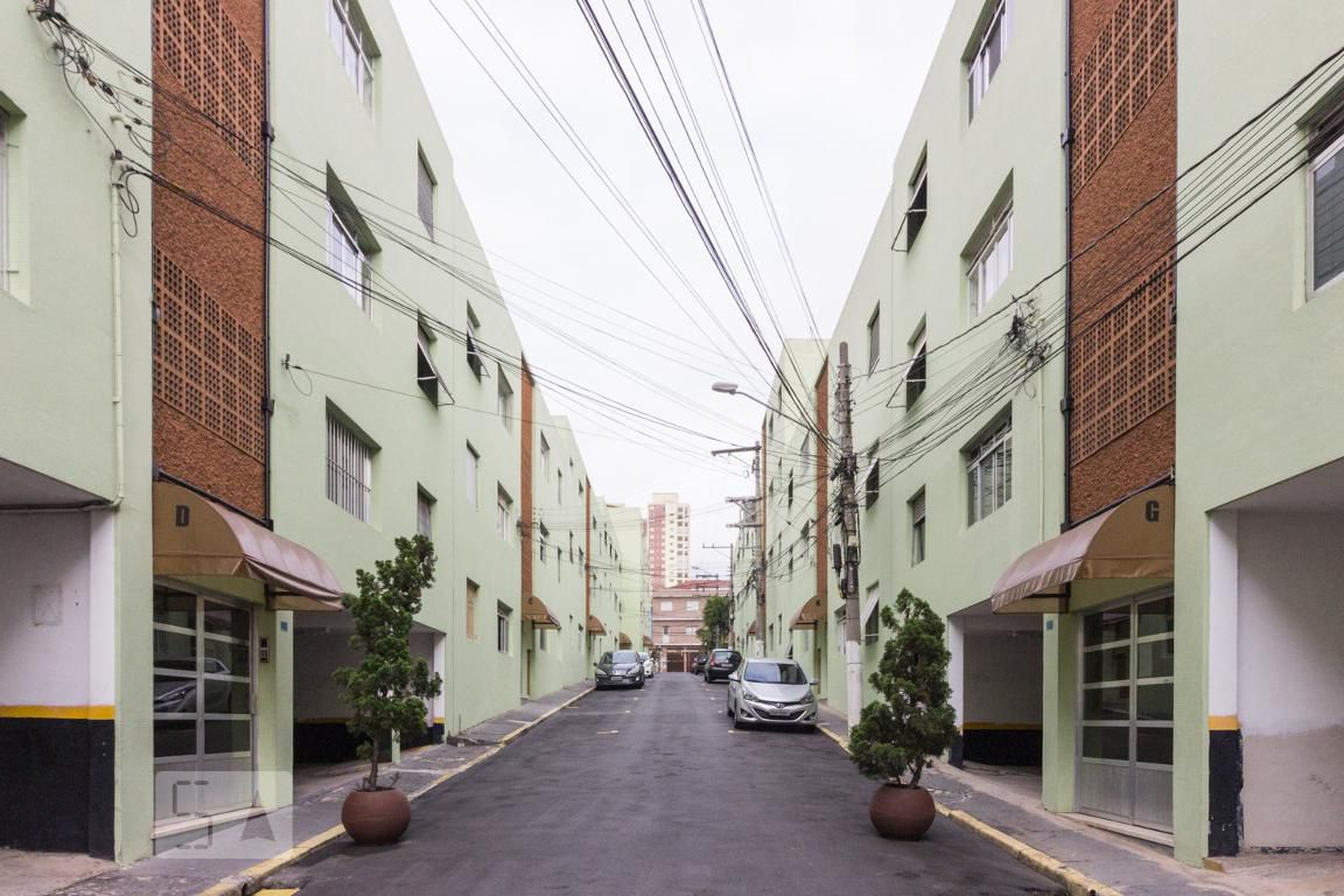 Condomínio - Marechal Hermes