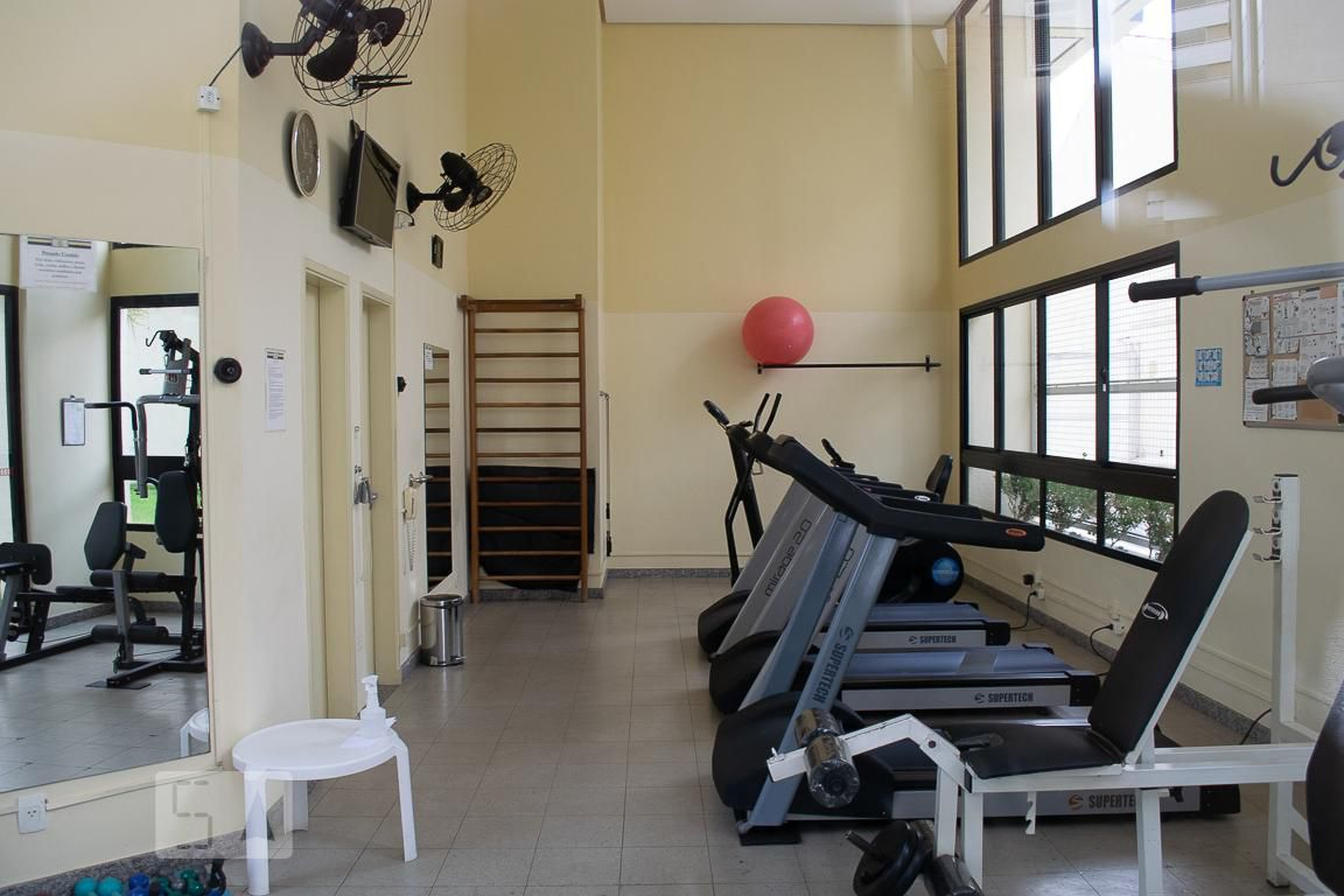 ACADEMIA - Edifício Outeiro Maia