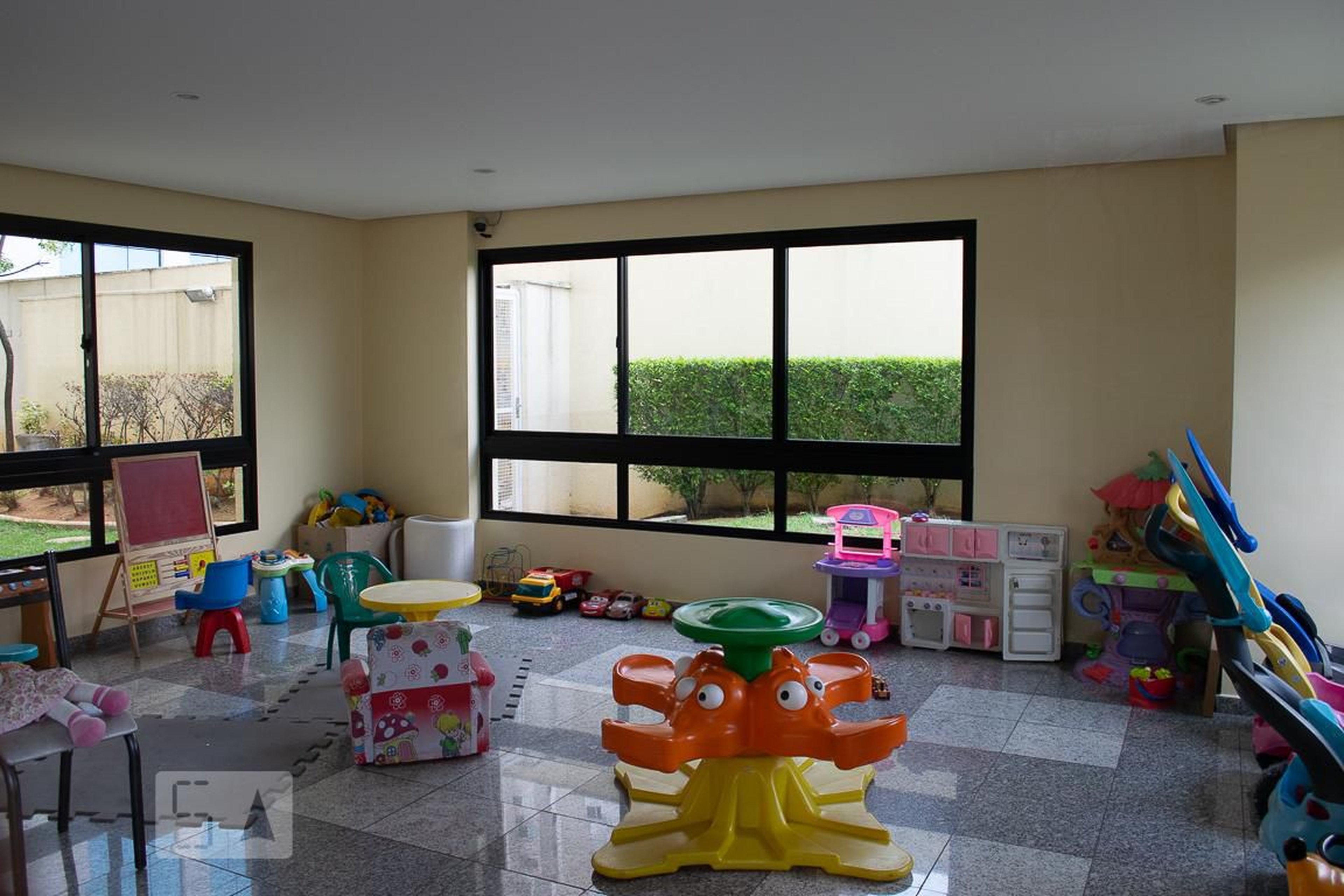 BRINQUEDOTECA - Edifício Outeiro Maia