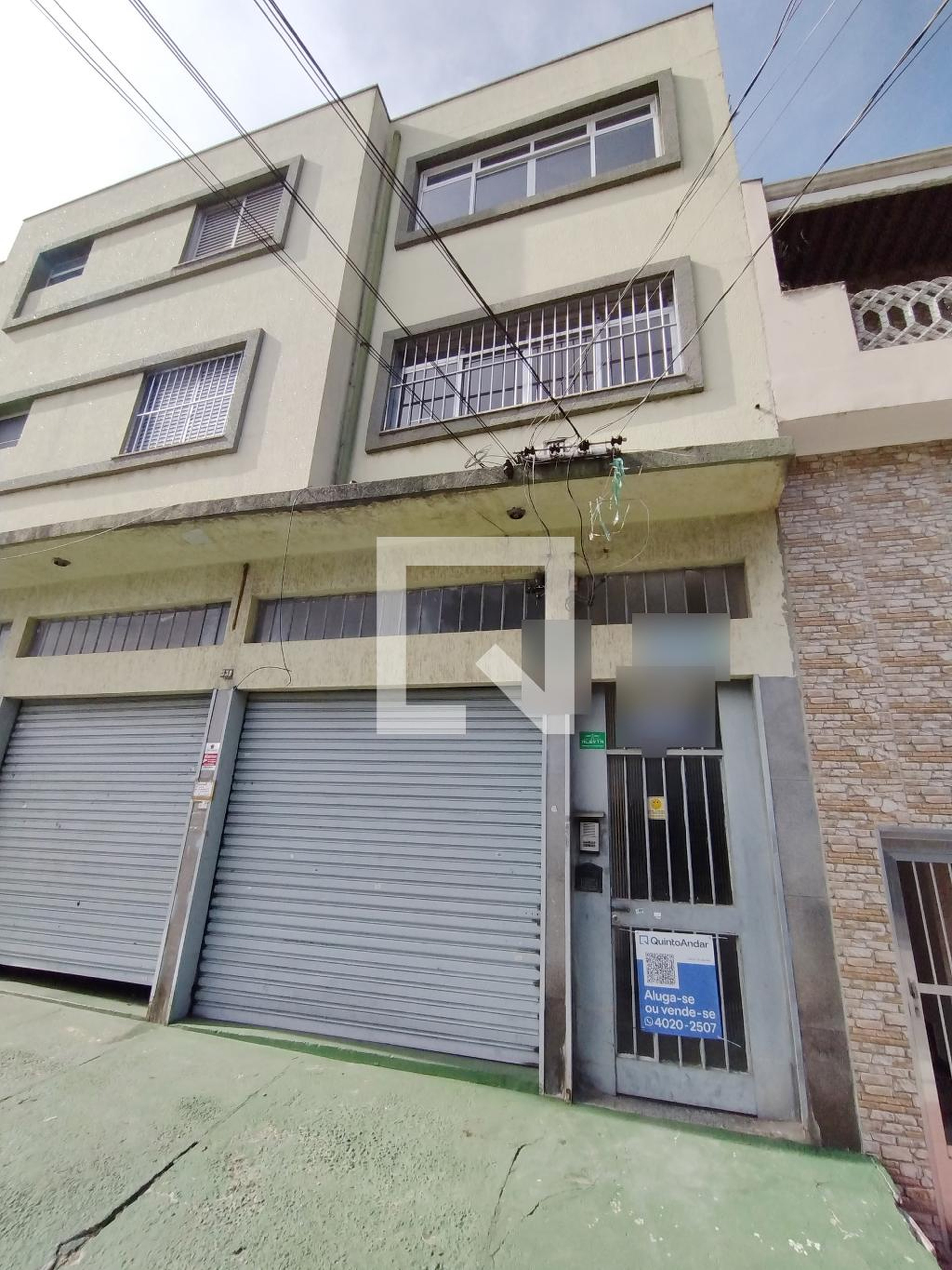 Fachada Condomínio em Rua Moreira de Vasconcelos, 534