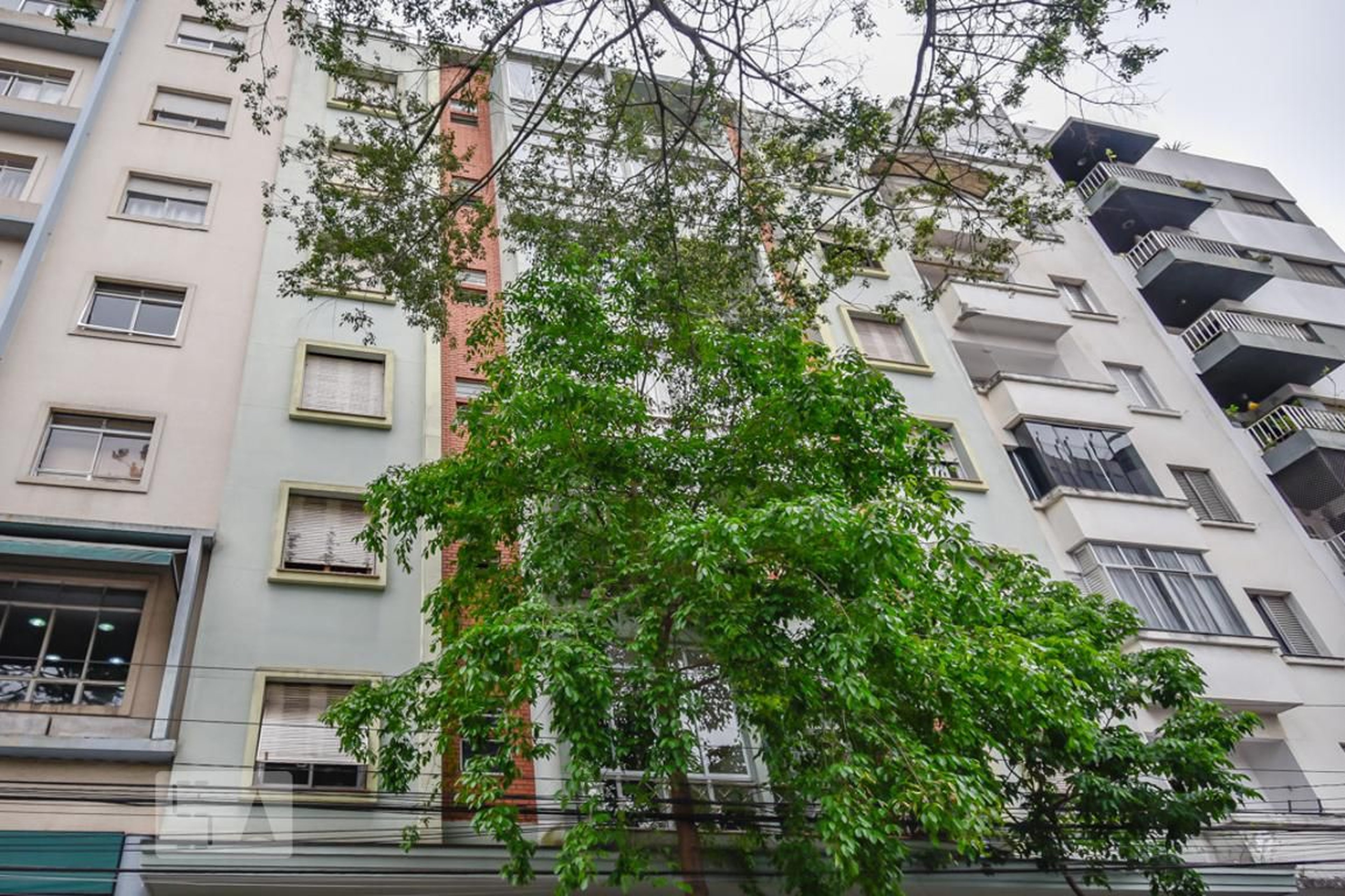 Fachada do Prédio Condomínio Itaingá