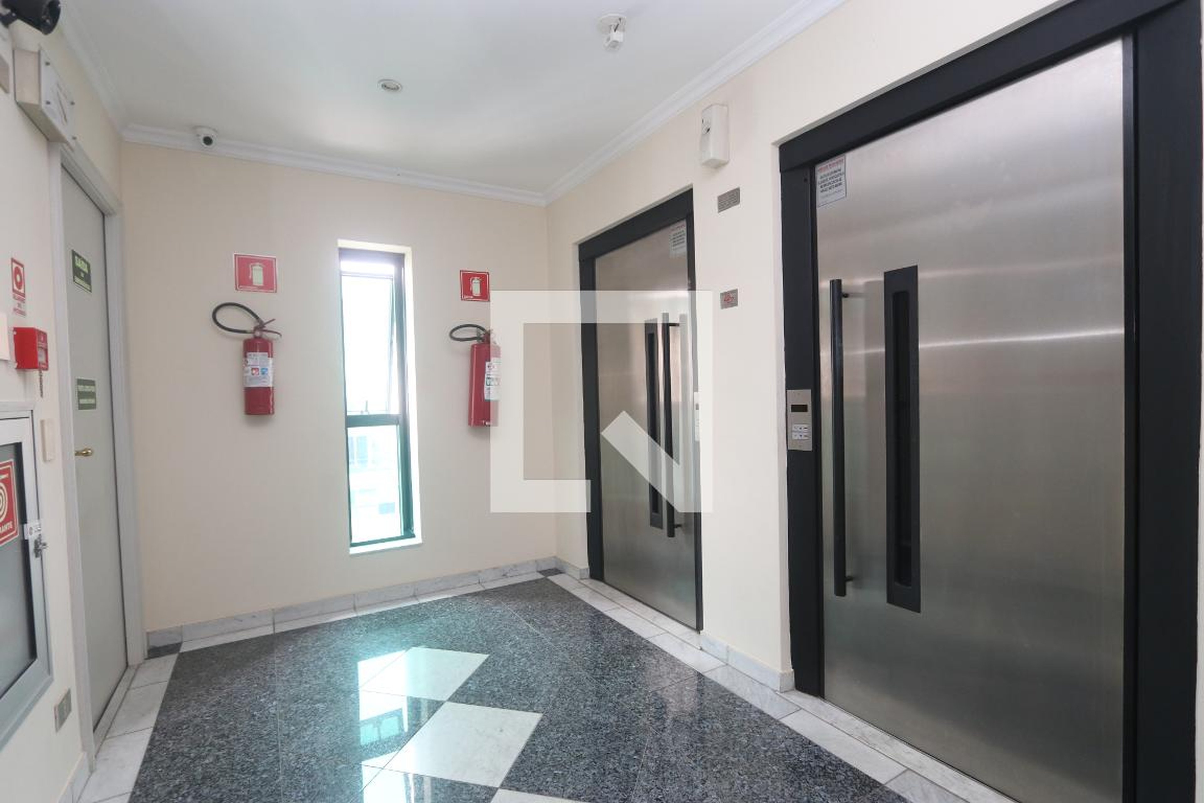 Hall de entrada - Ed. Modus Vivendi