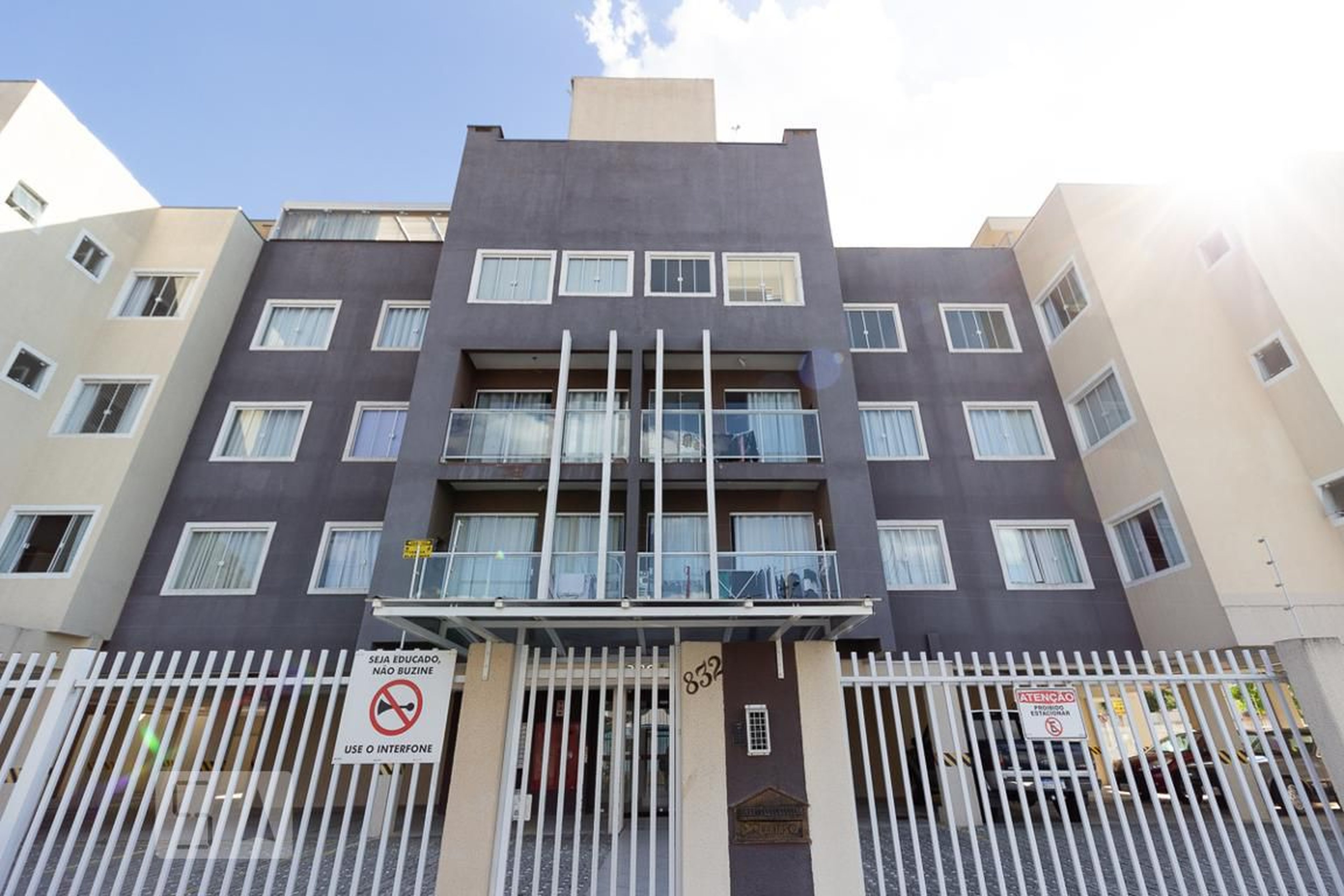 Fachada Residencial Tulipas