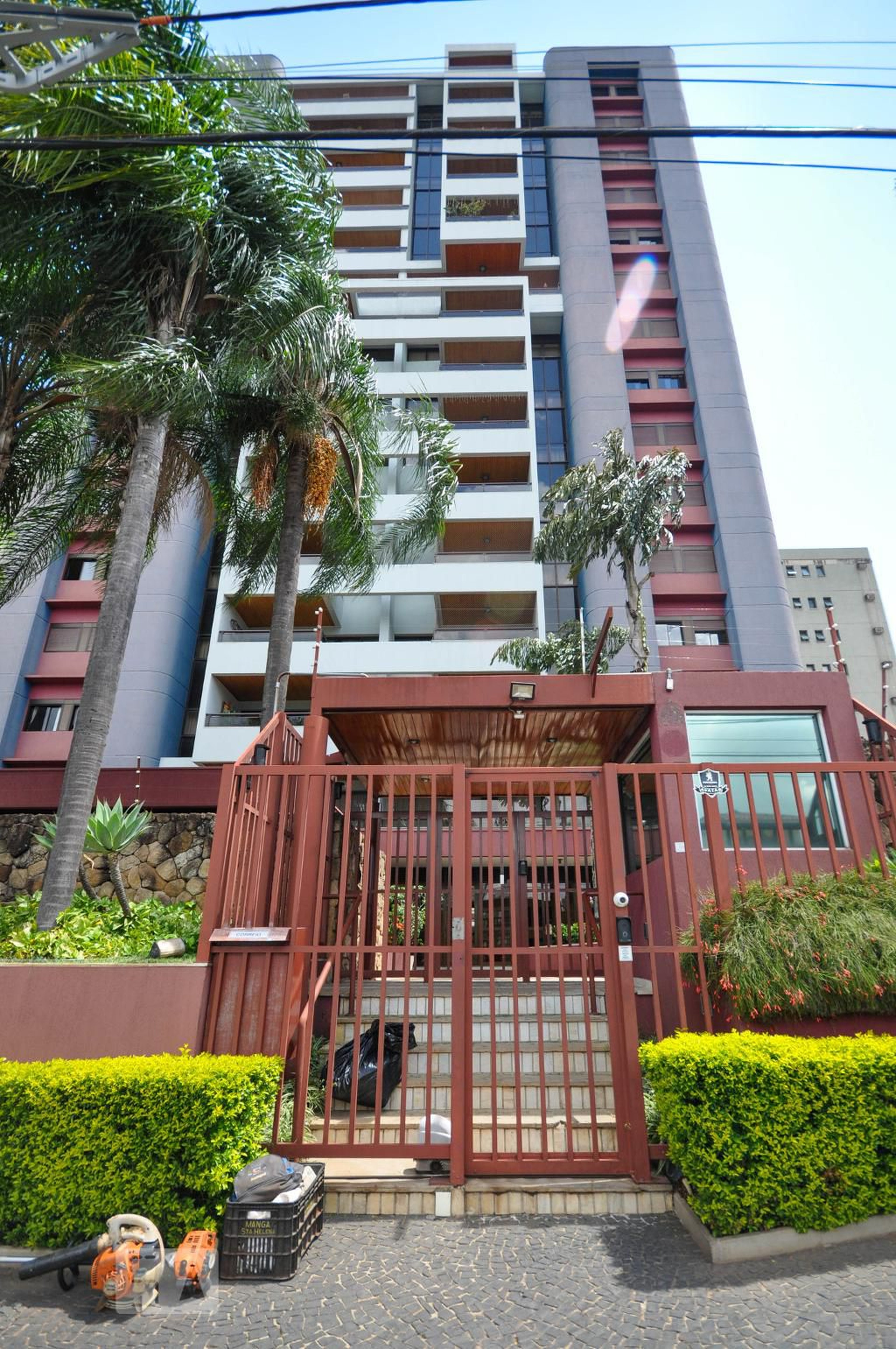 Fachada do Prédio Condomínio em Rua Prefeito Passos, 215