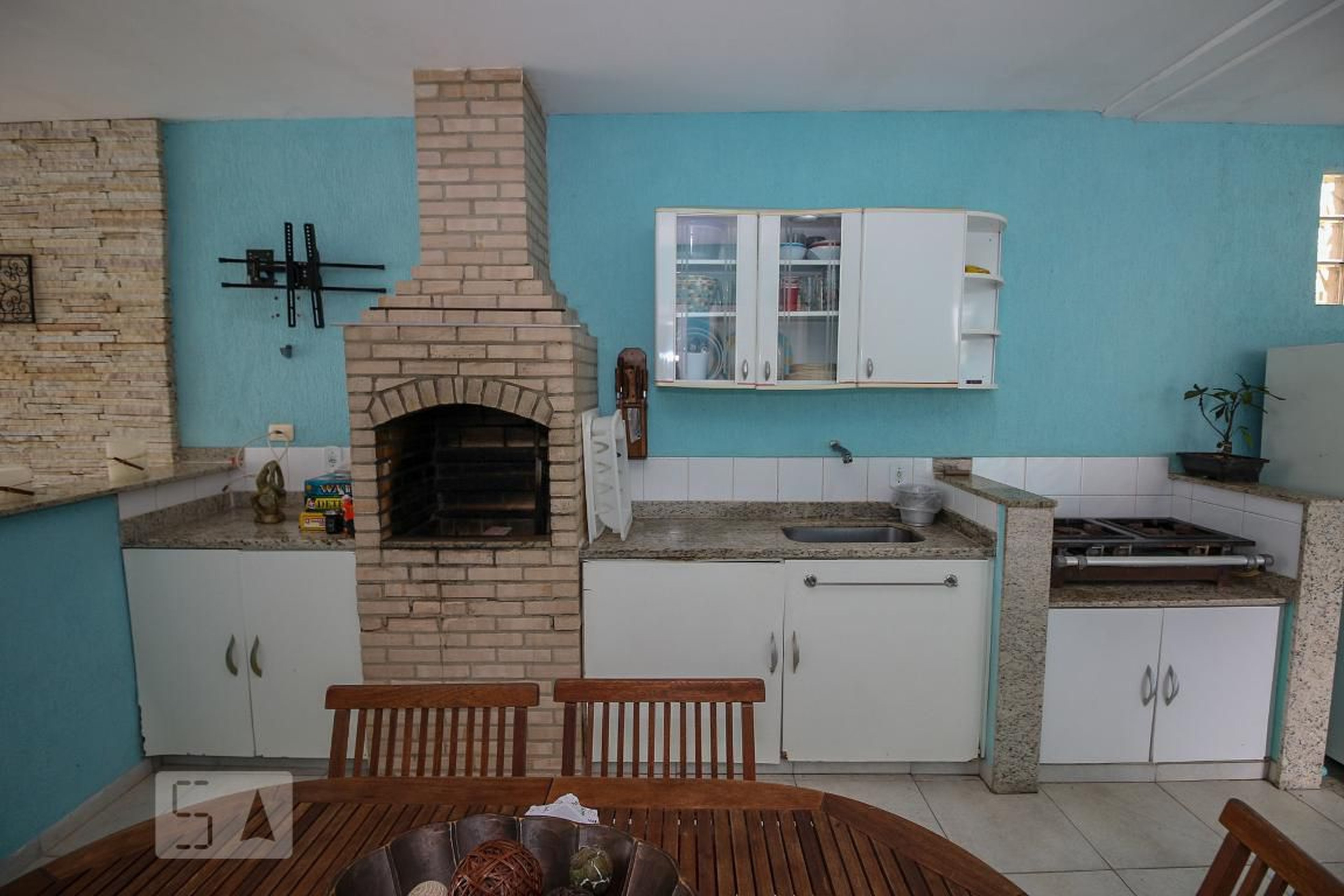 Churrasqueira - Vale do Ipê