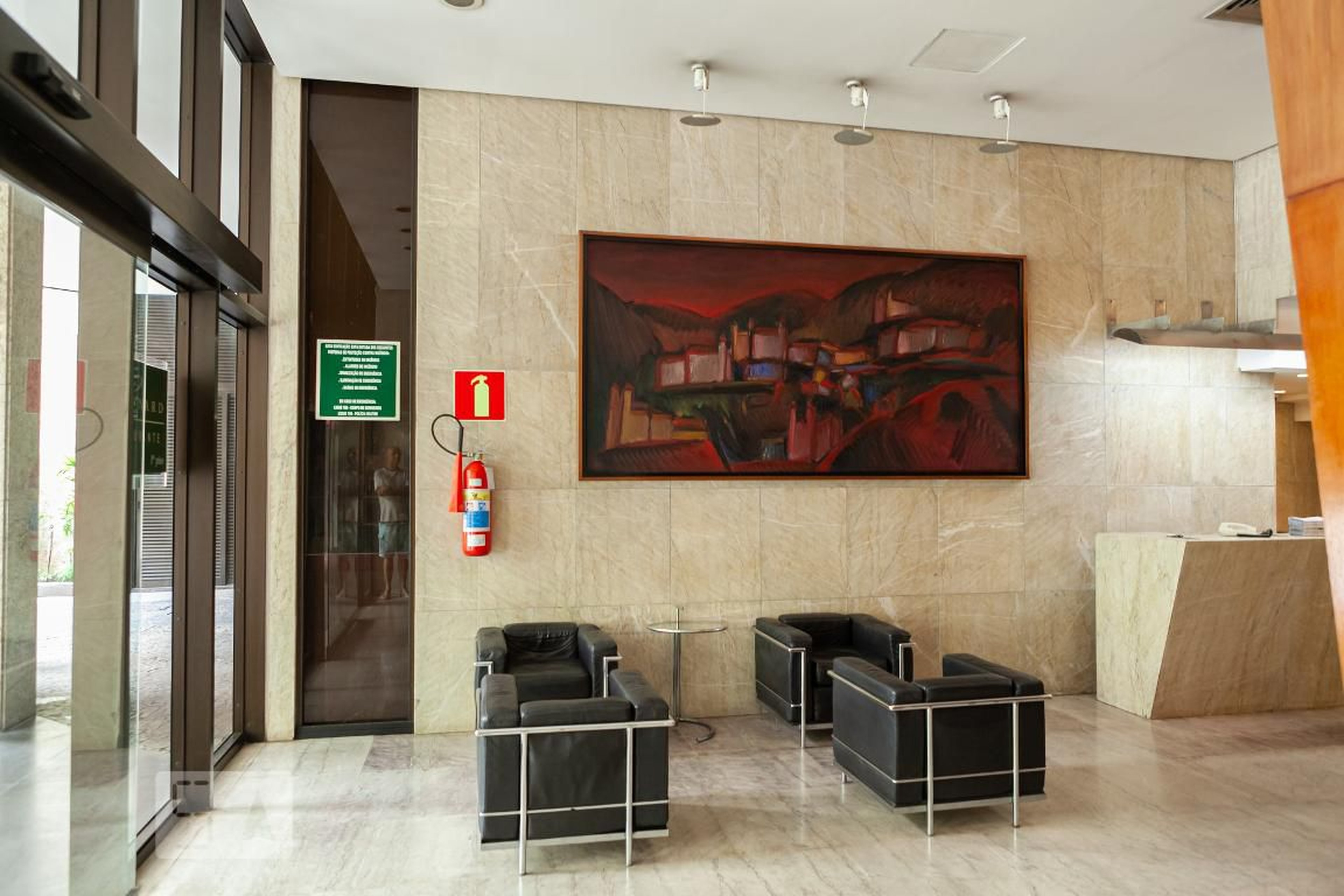 Hall - Edifício Residencial Guignard