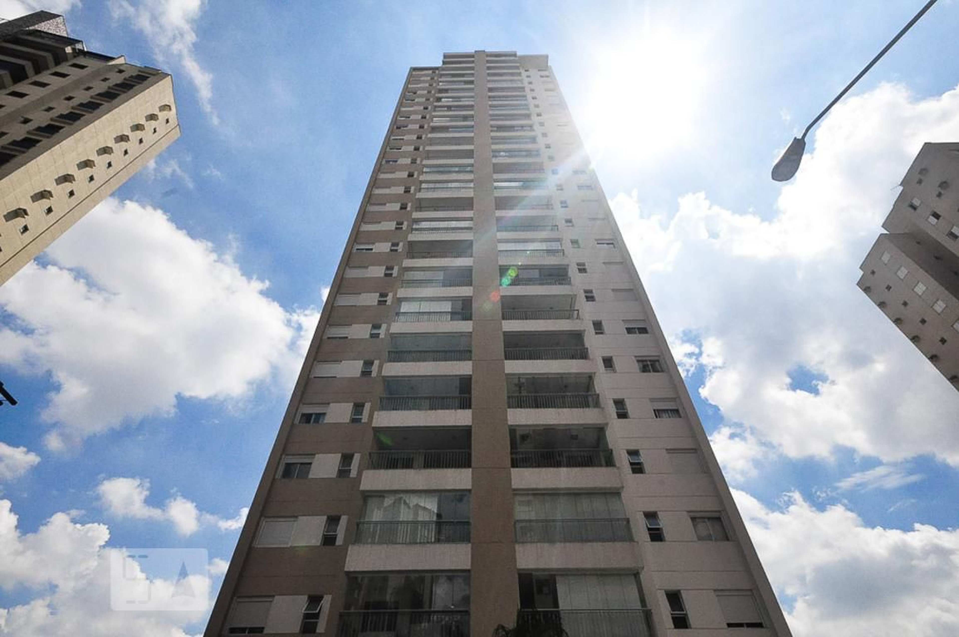 Fachada Condomínio em Avenida Doutor Guilherme Dumont Vilares, 217