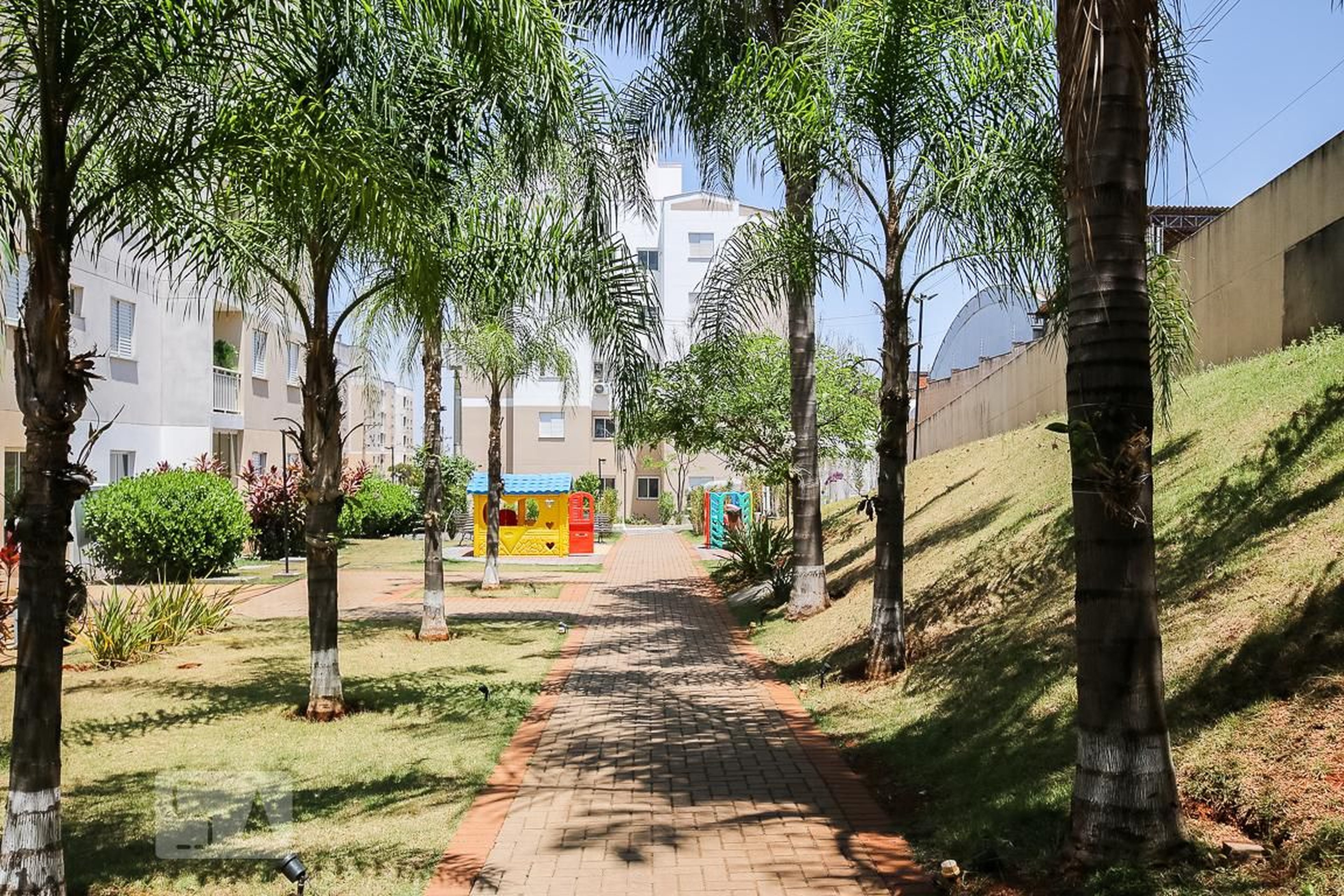 Condomínio - Lumini I