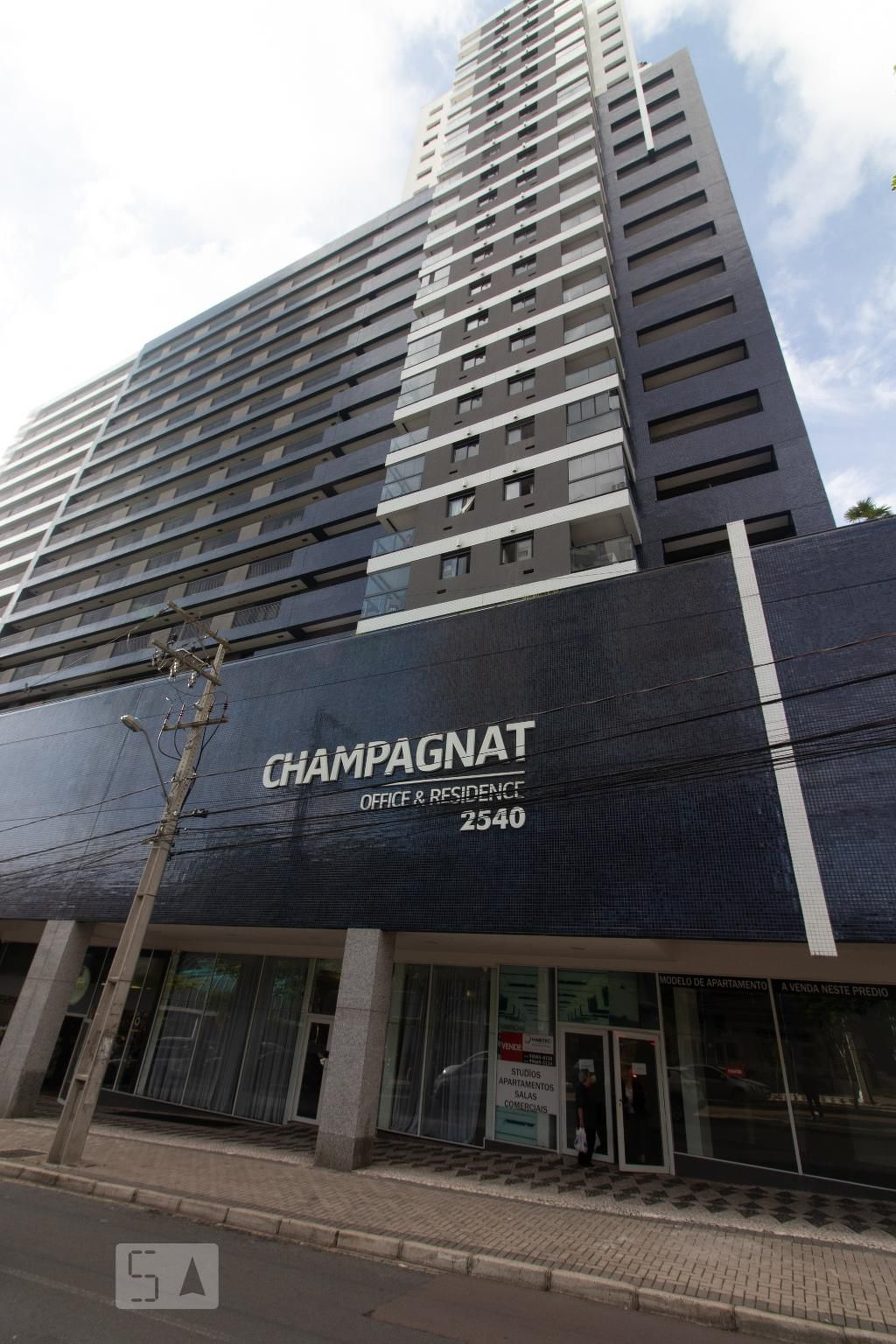 Fachada do Condomínio Condomínio Champagnat Residence