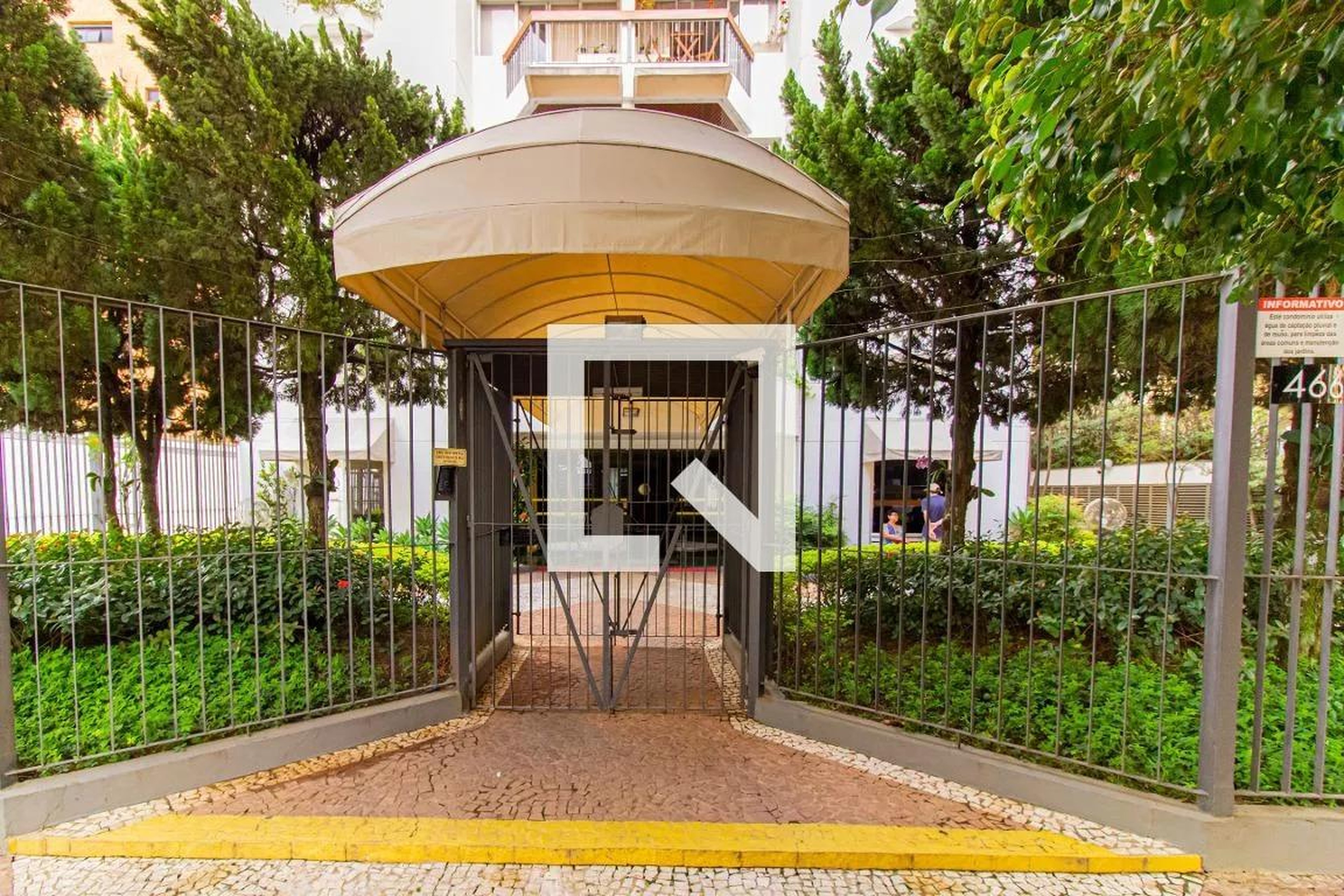 Fachada Condomínio Paço do Aimberê