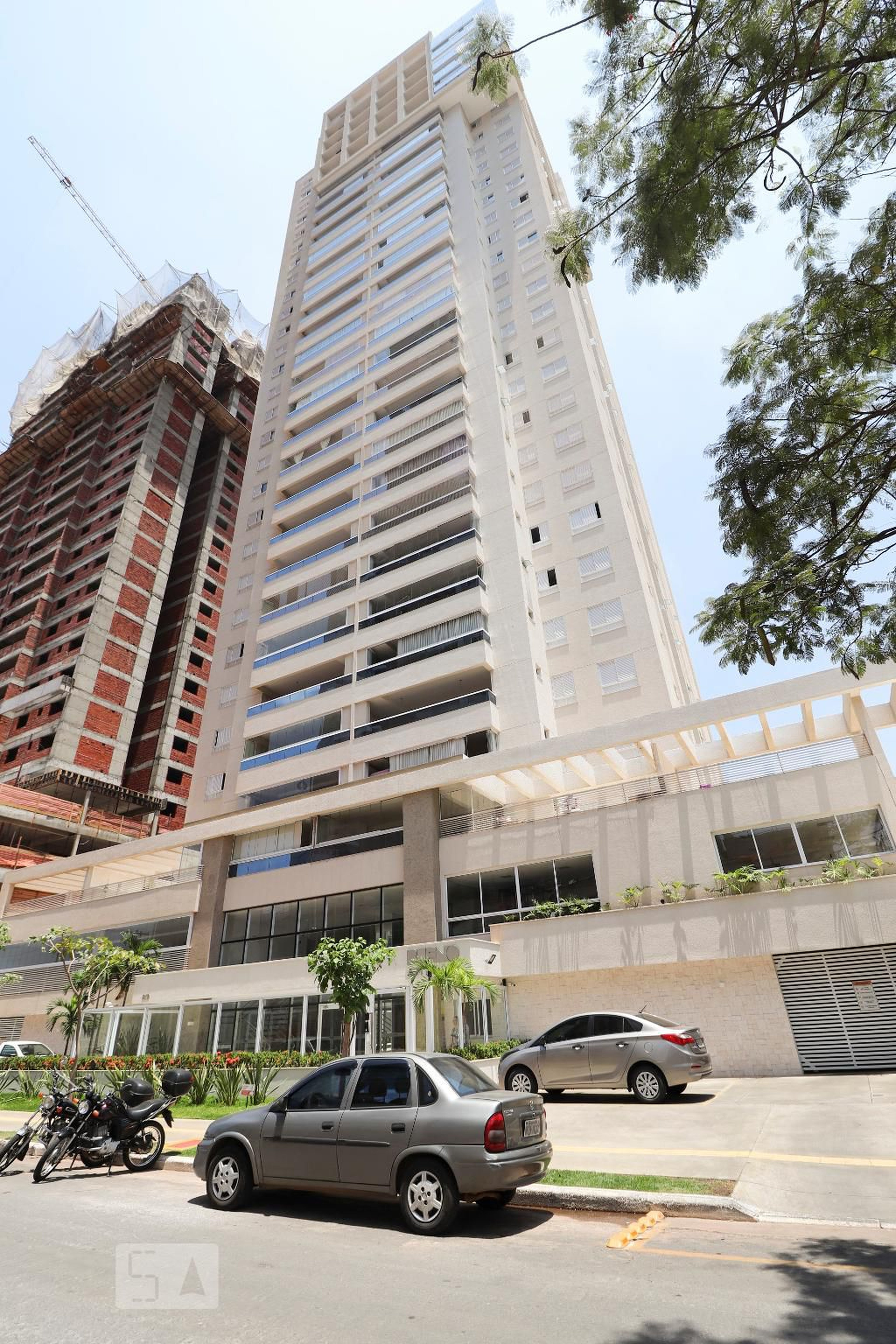 Fachada Condomínio em Rua C 228, 219