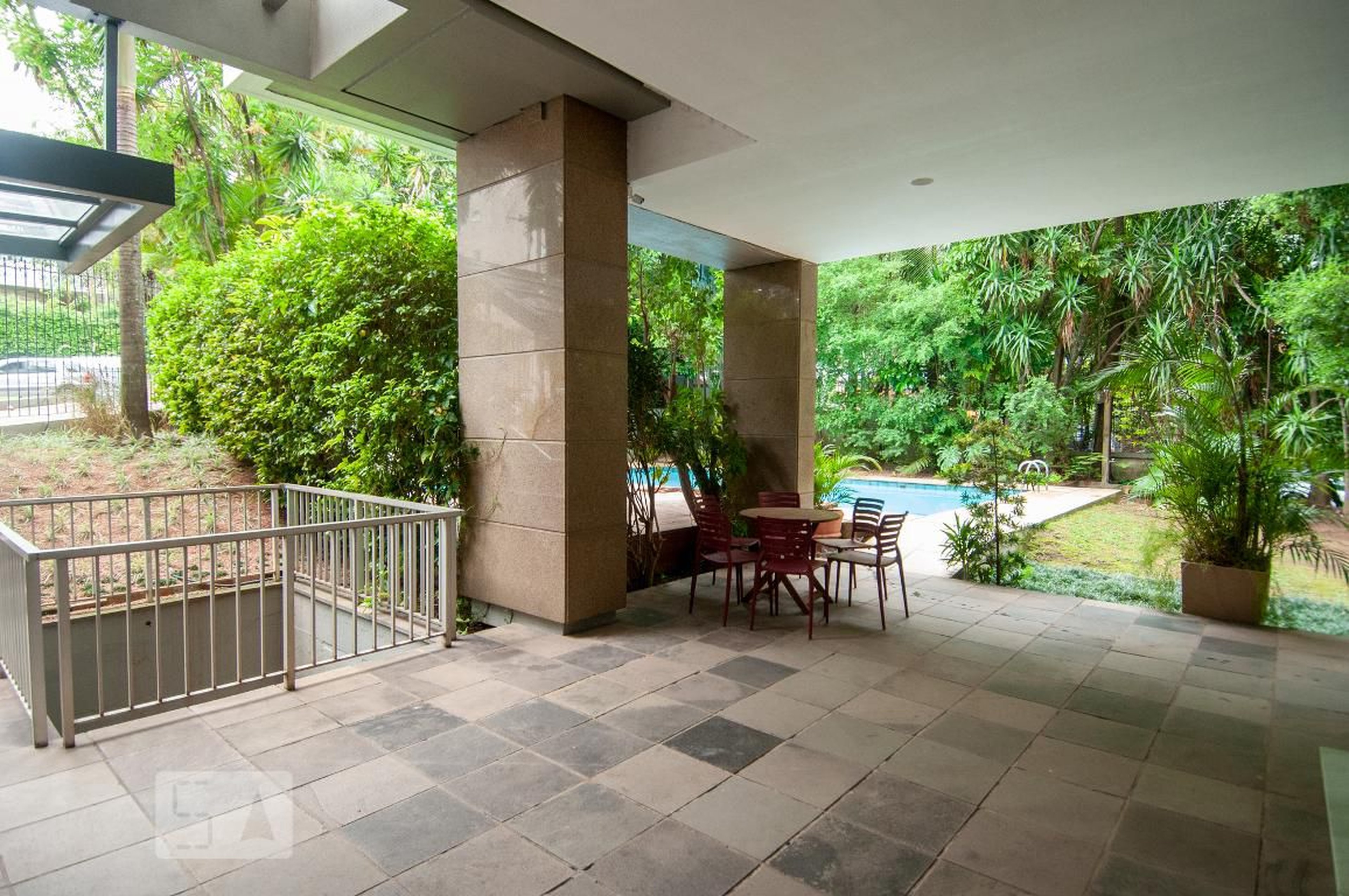 Hall - Boulevard Saint Honoré