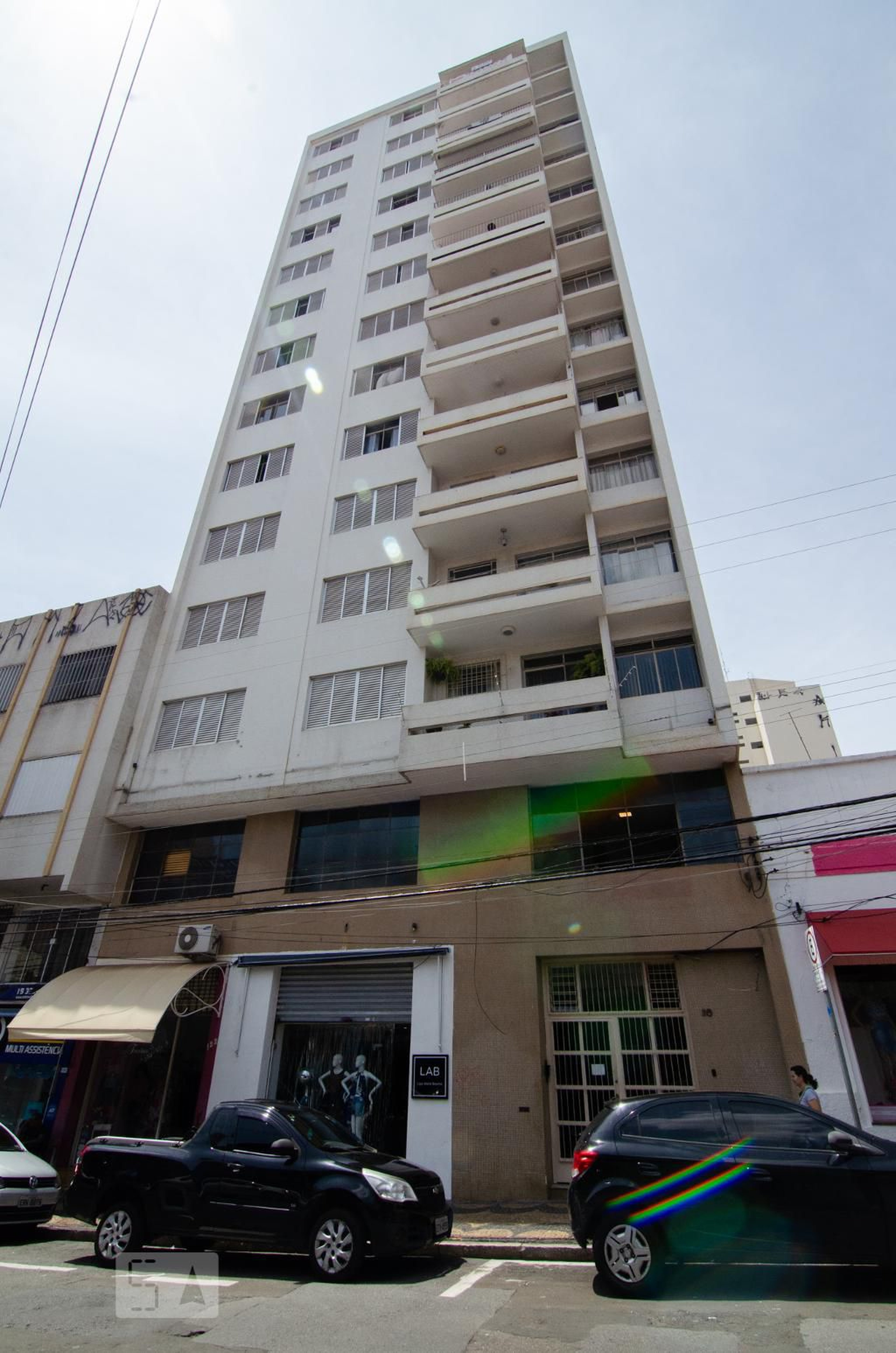 Fachada do prédio Condomínio em Avenida Doutor Thomaz Alves, 116