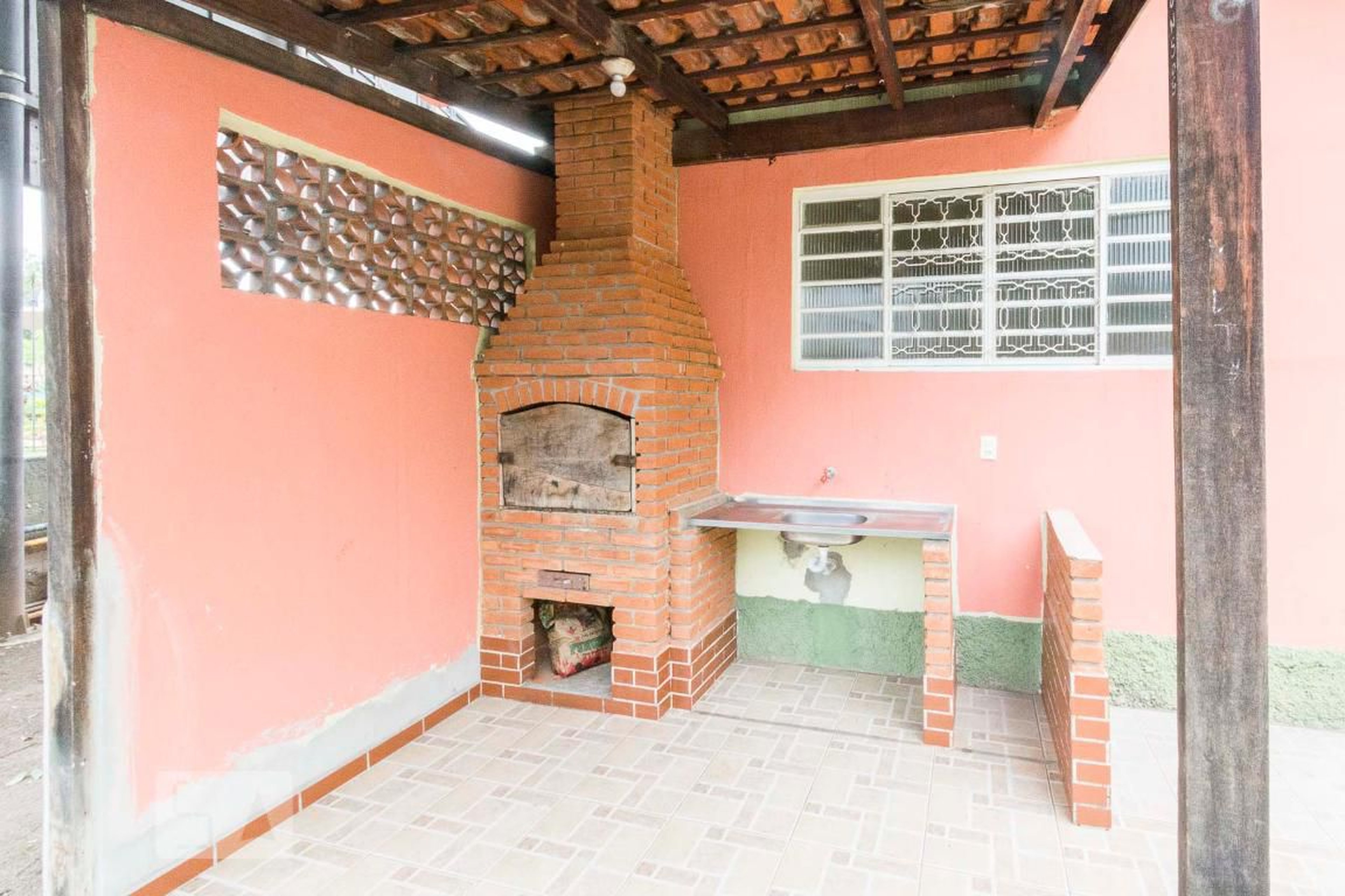 Churrasqueira - Iatã