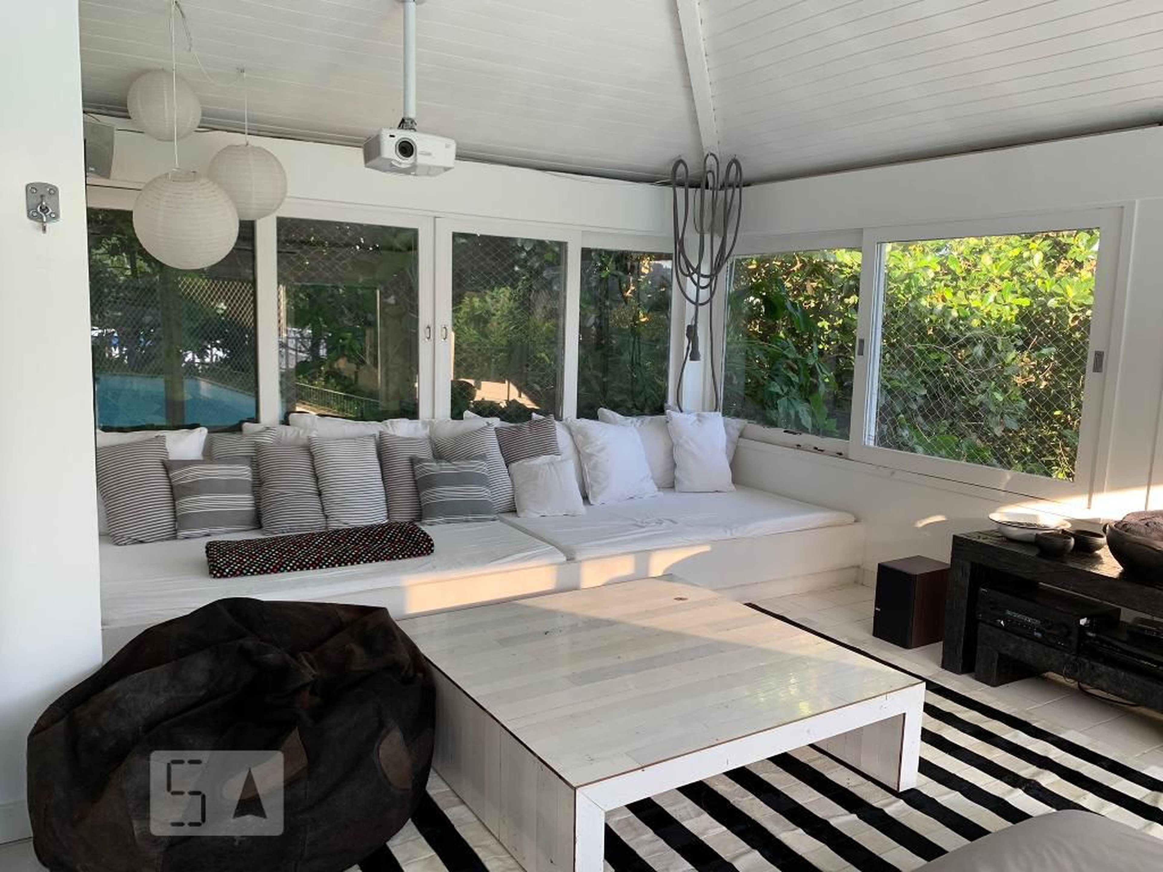 Churrasqueira - Parque Canto e Mello