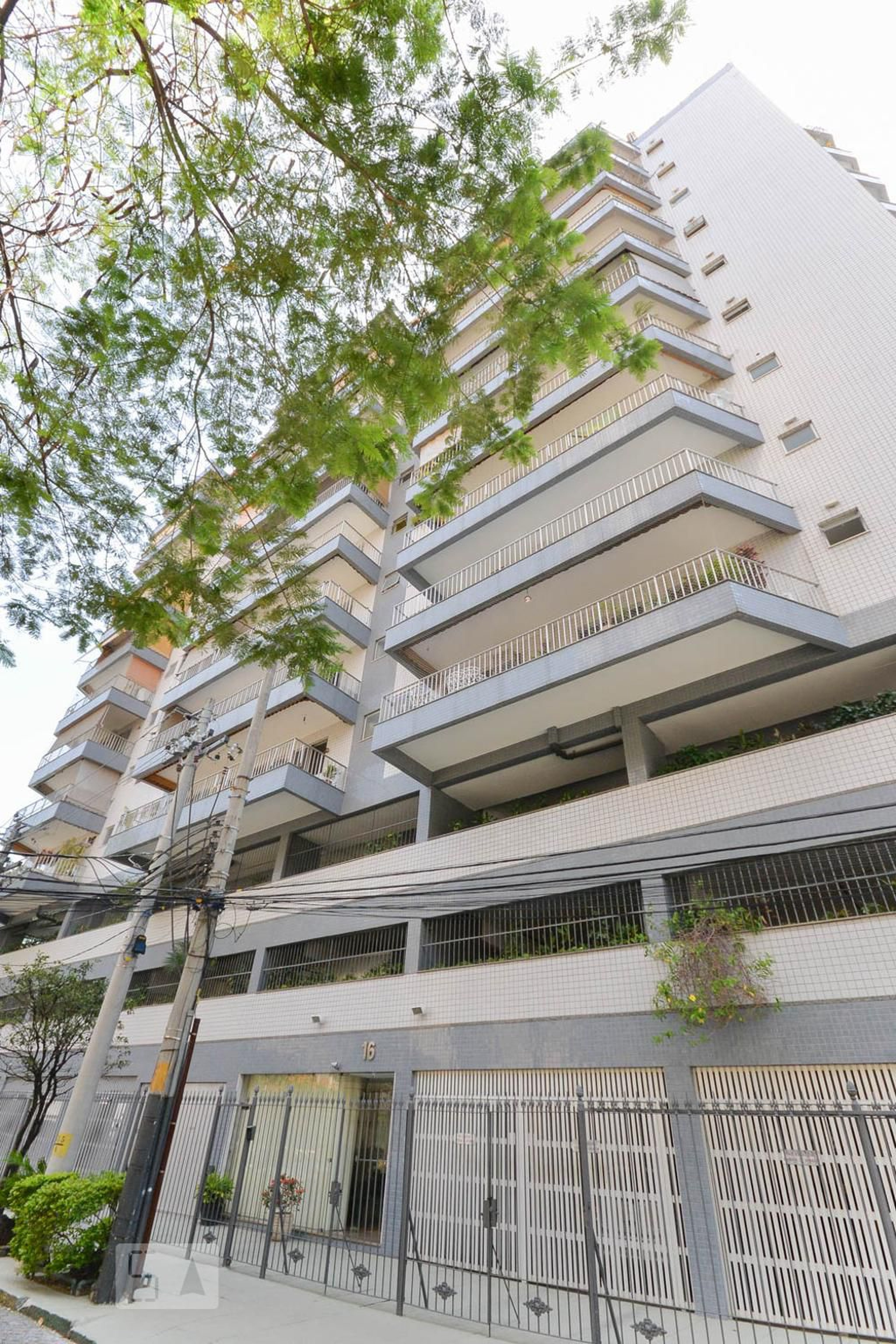 Fachada Condomínio Solar Champagnat