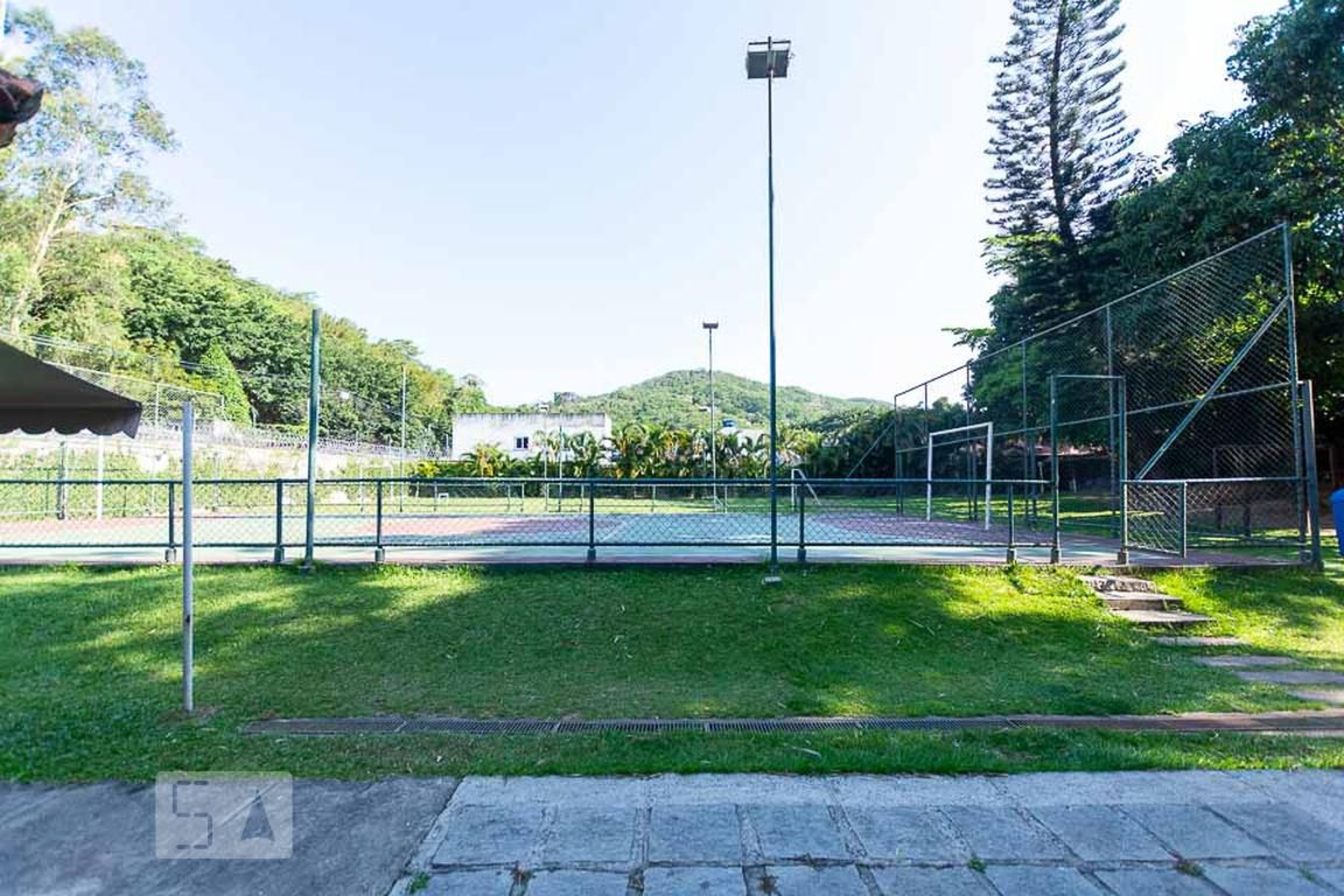 Quadra Esportiva - Bougainville Niterói