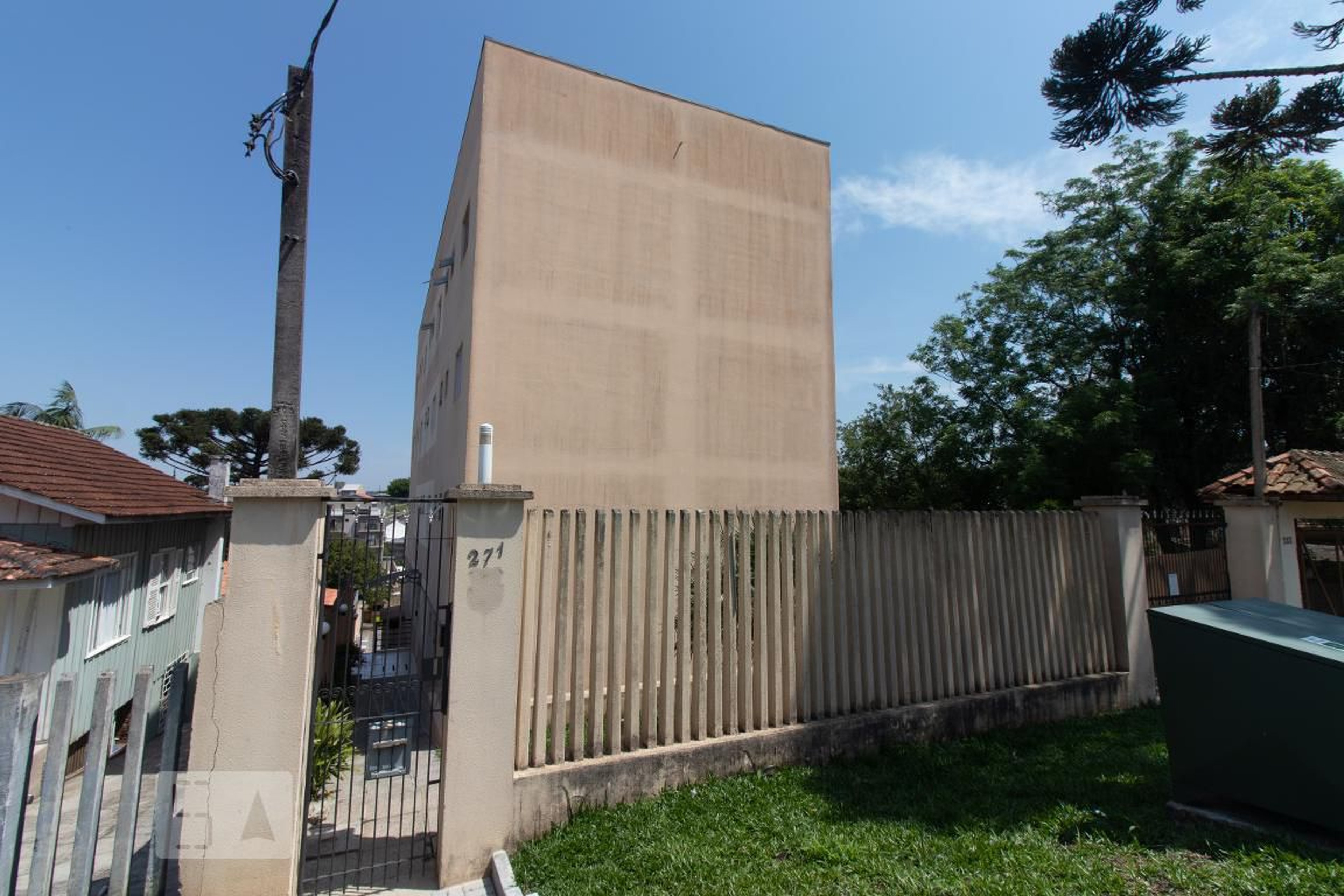 Fachada do Condomínio Condomínio ilha bela ll