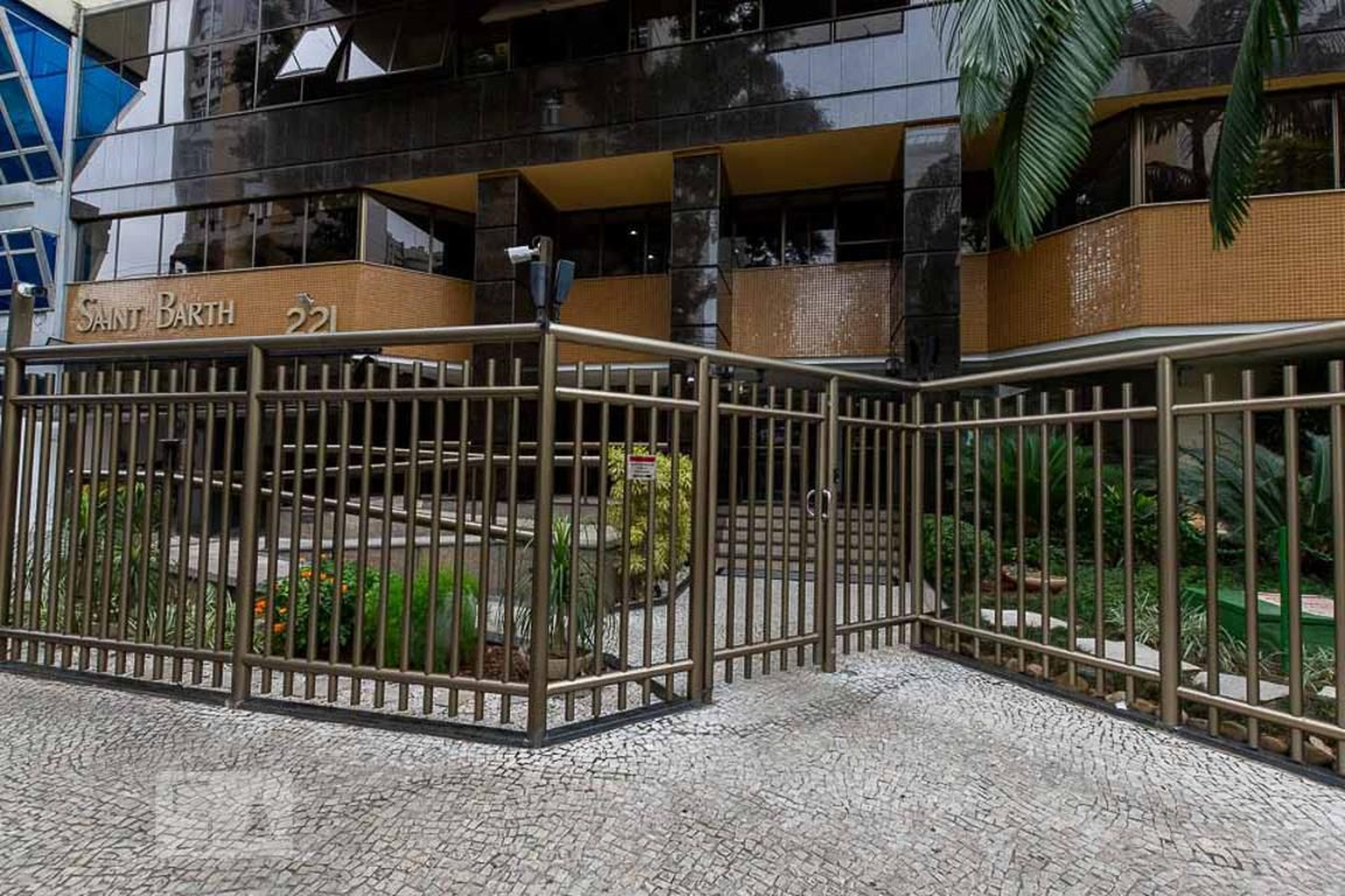 Entrada - Saint Barth