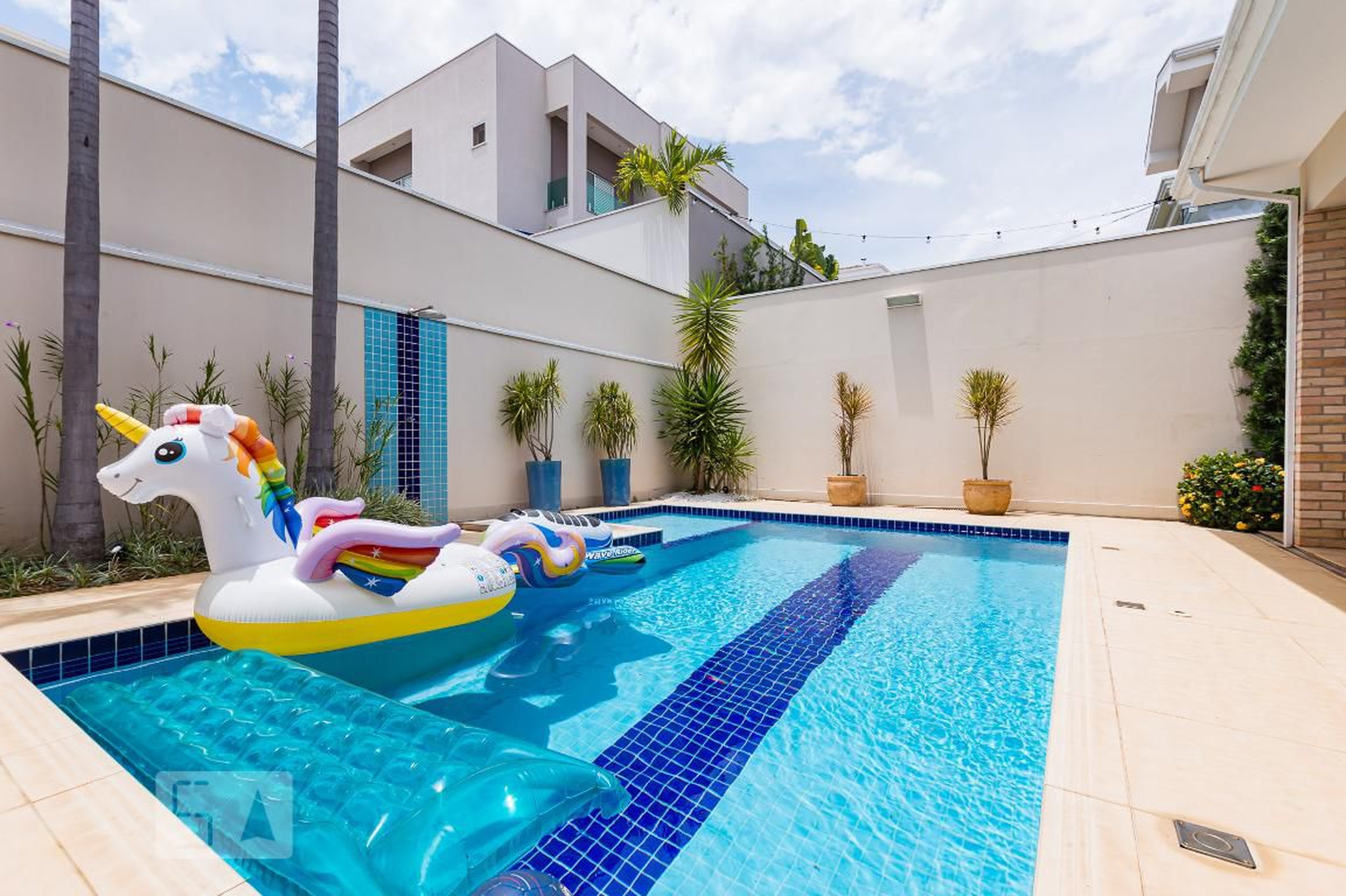 Piscina - Parque das Quaresmeiras