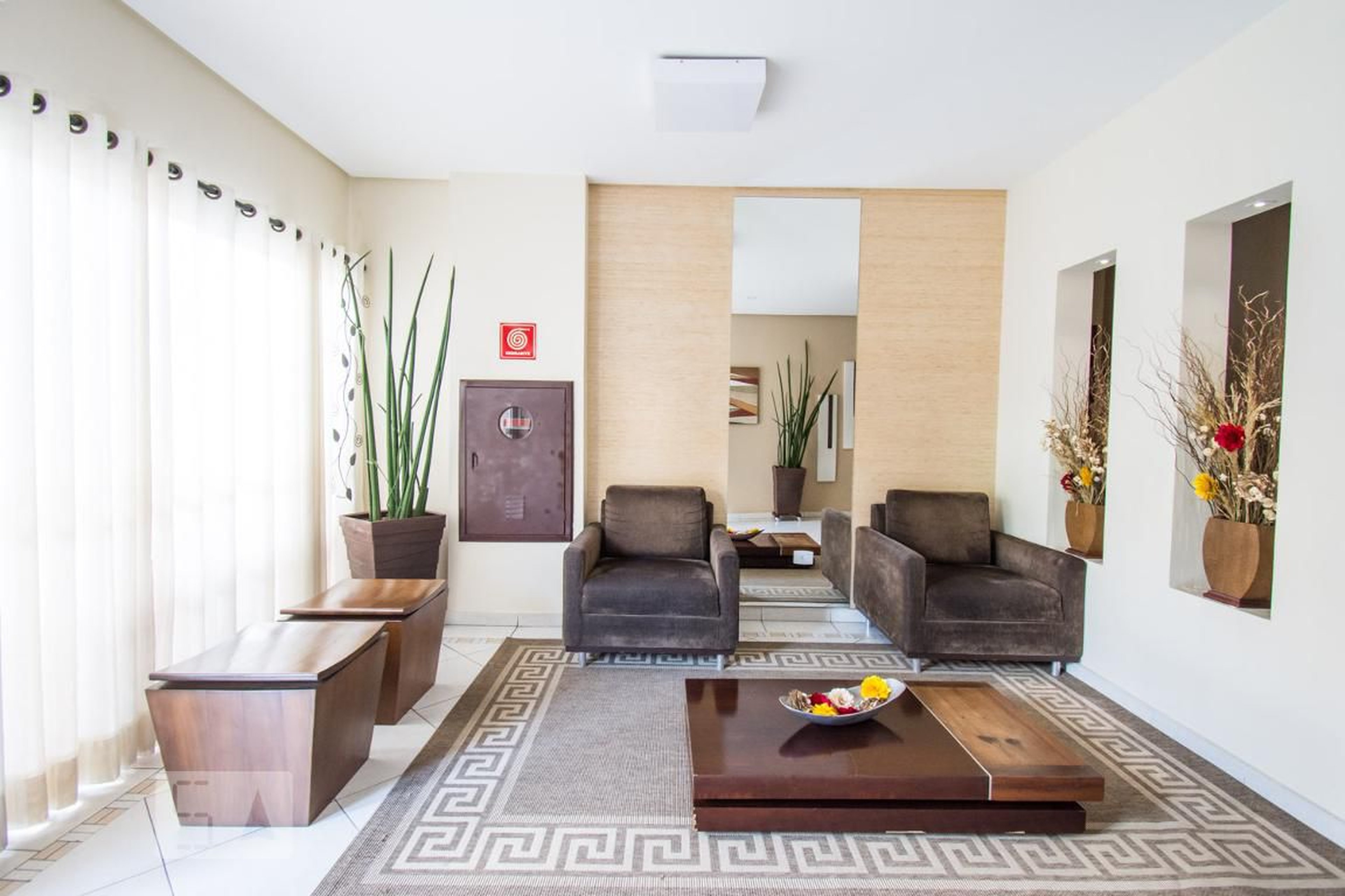 Hall - Palazzo Romano