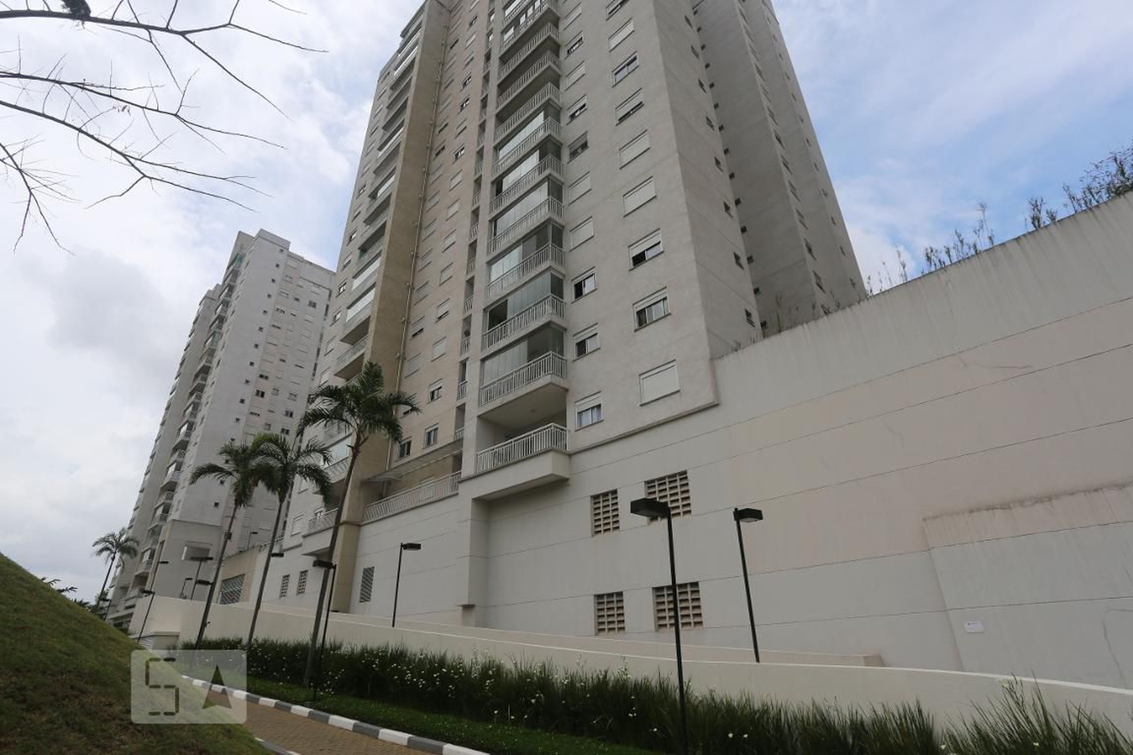 Fachada do Condominio Condomínio Parque das Flores