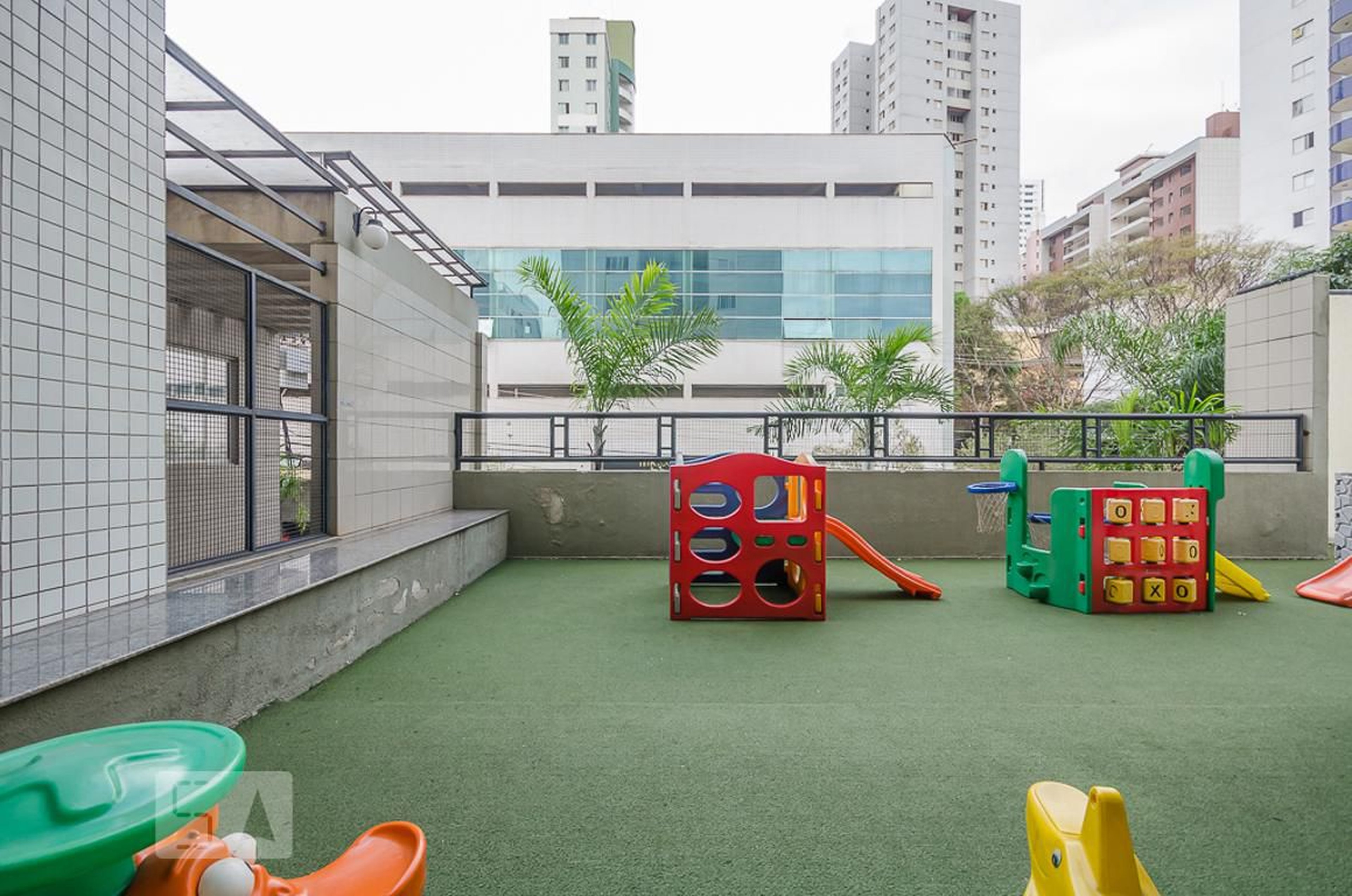 Playground - Edifício Fuentes de Andalucia