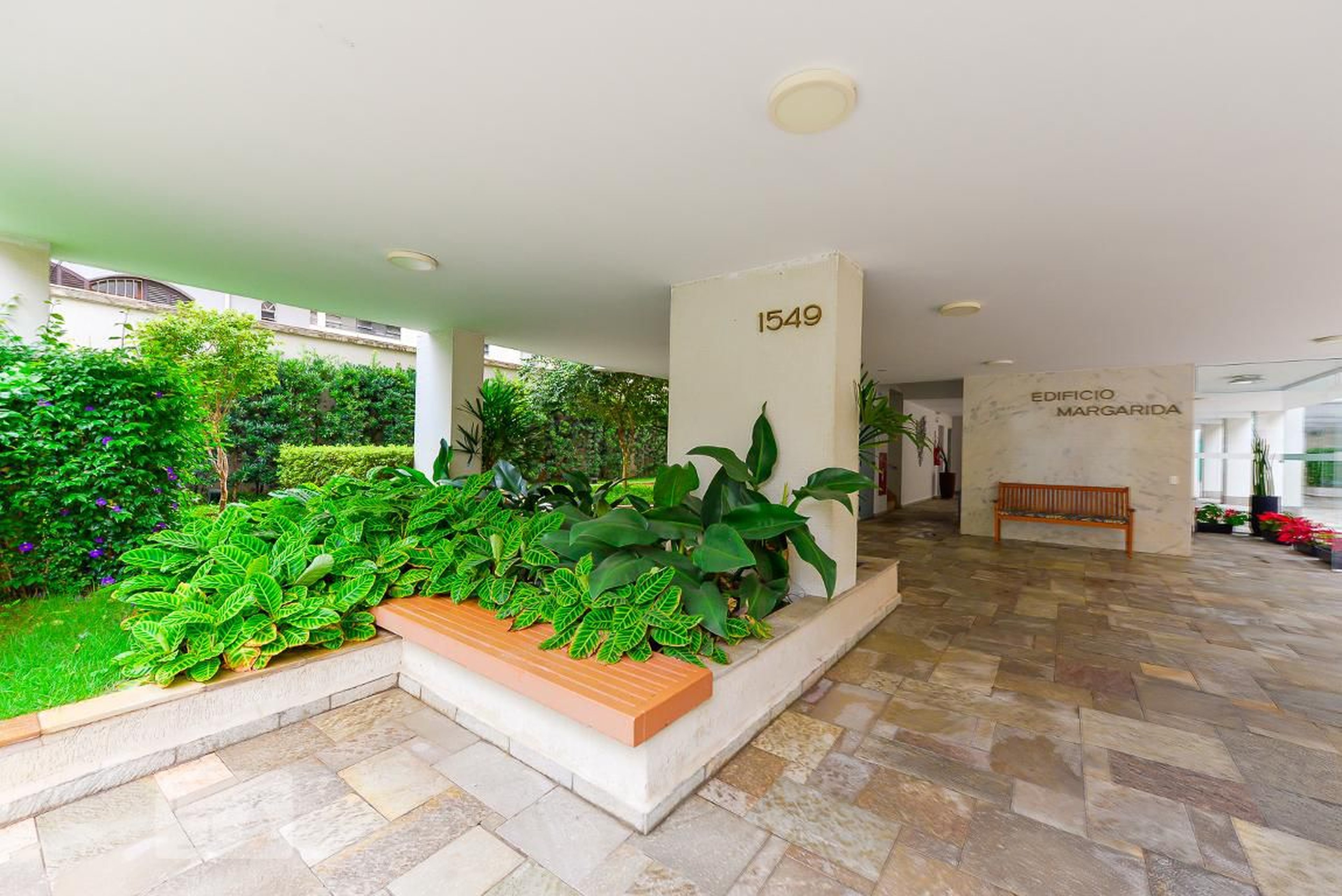 Area Comum - Edifício Margarida