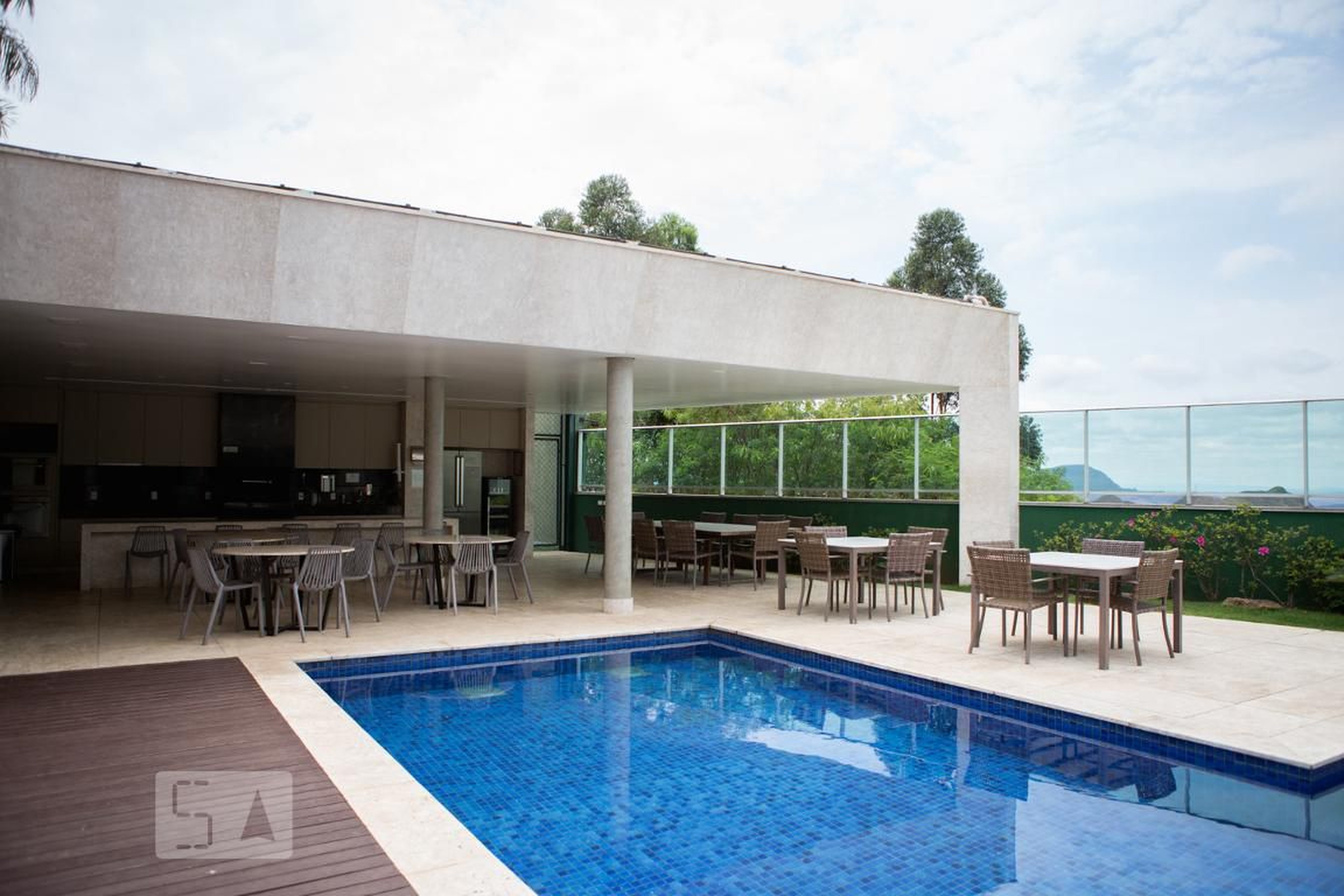 Piscina - Edifício Villa Reale