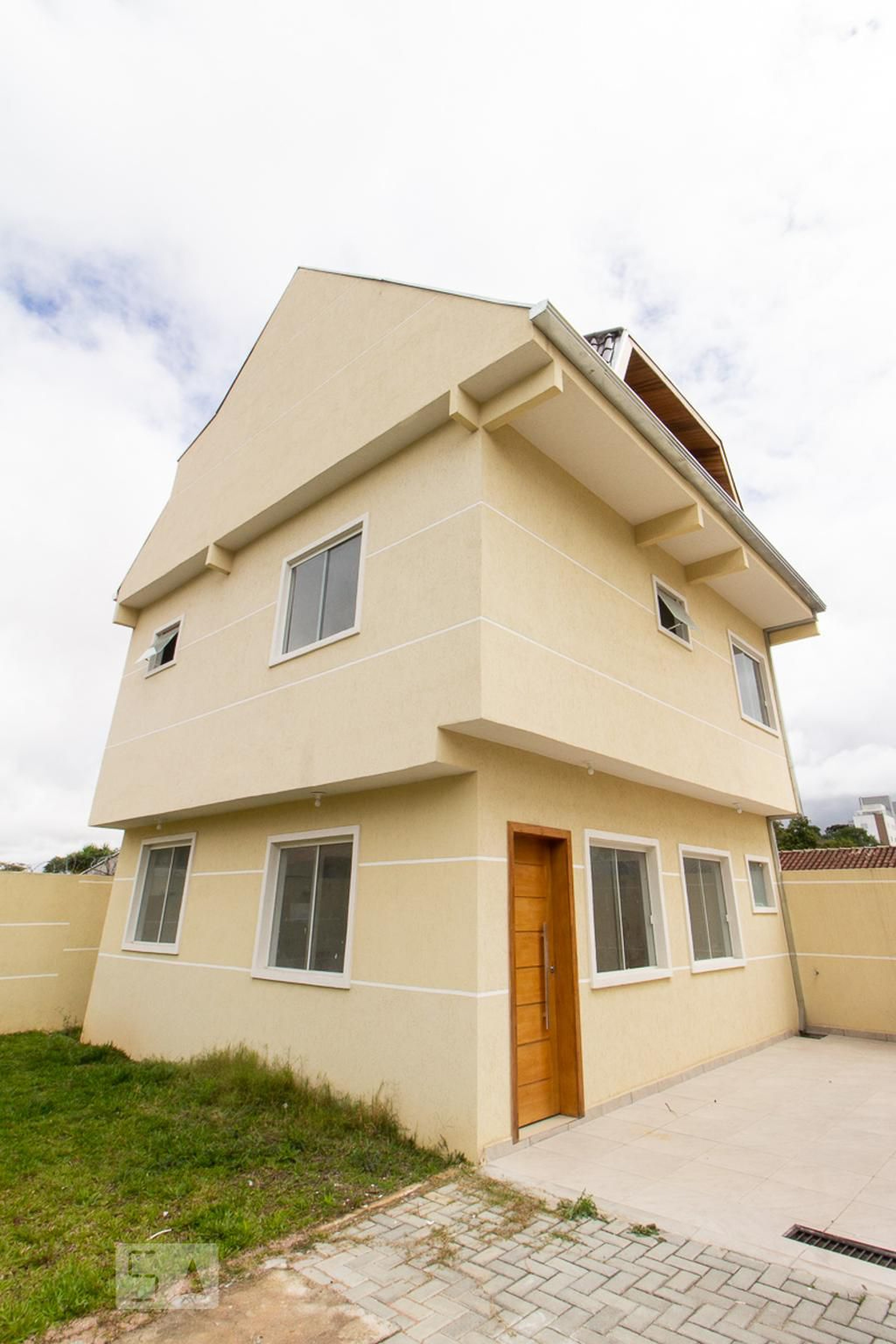 Fachada Condomínio em Rua Macapá, 450