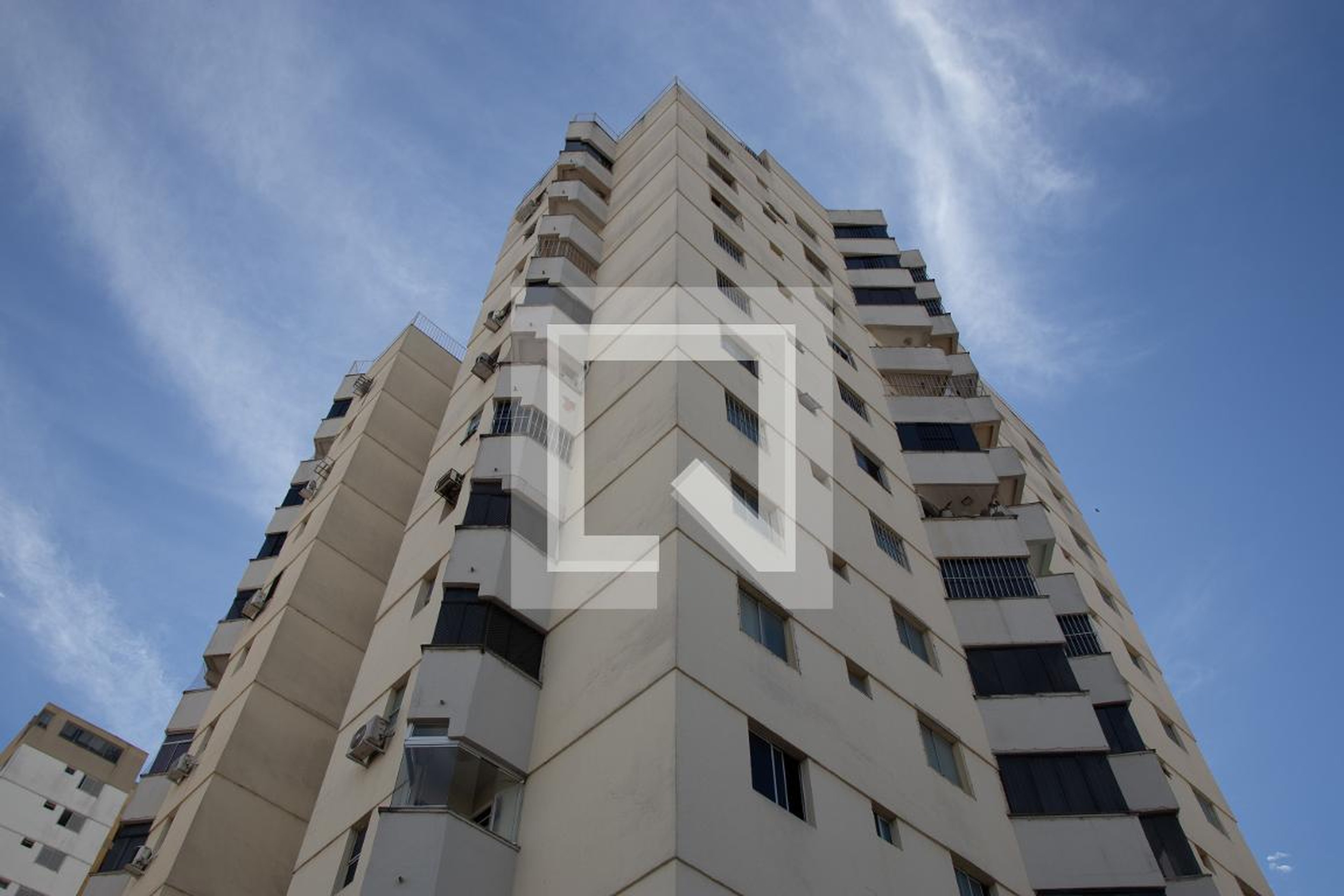 Fachada Condomínio em Rua Quatorze, 111