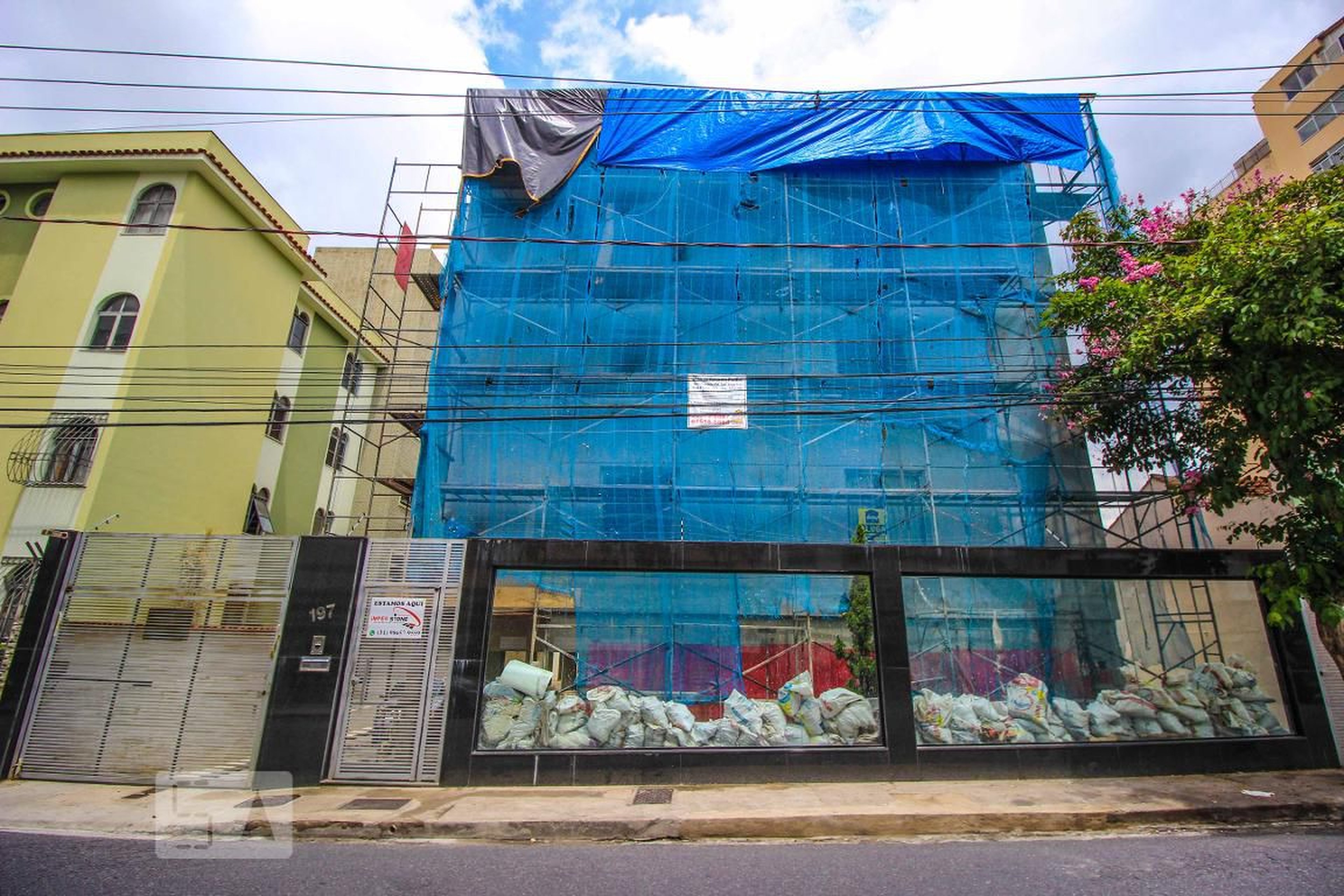 Fachada Condomínio Los Angeles