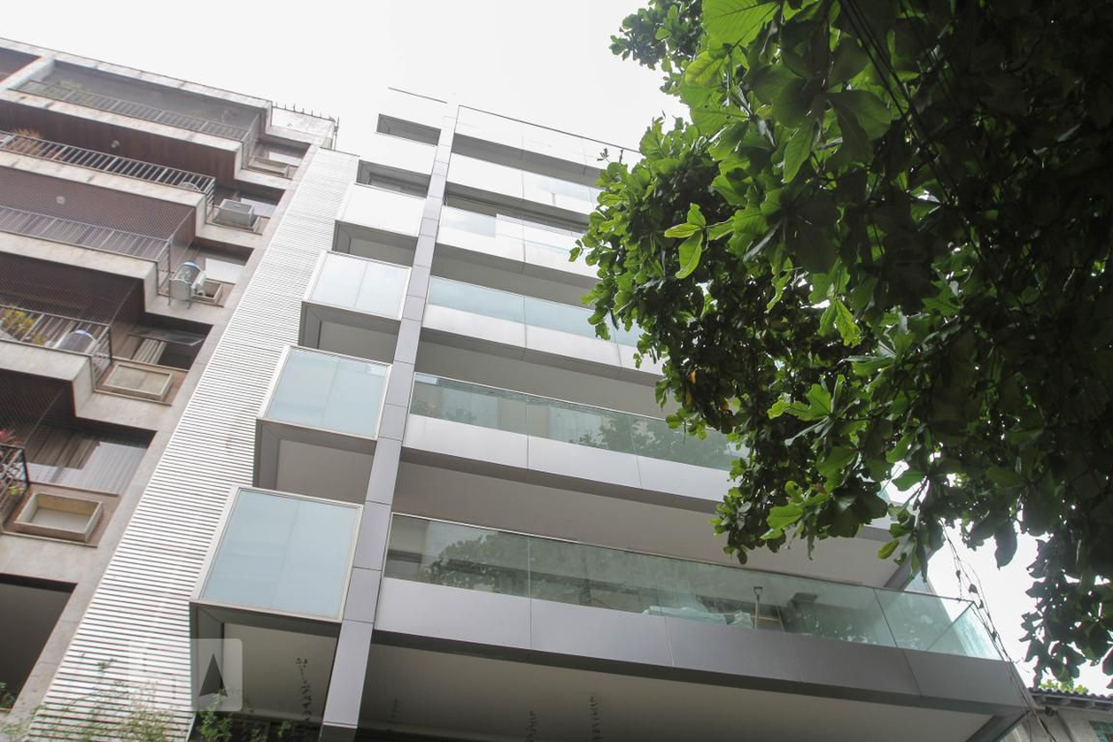 Fachada do Prédio Condomínio Platinum