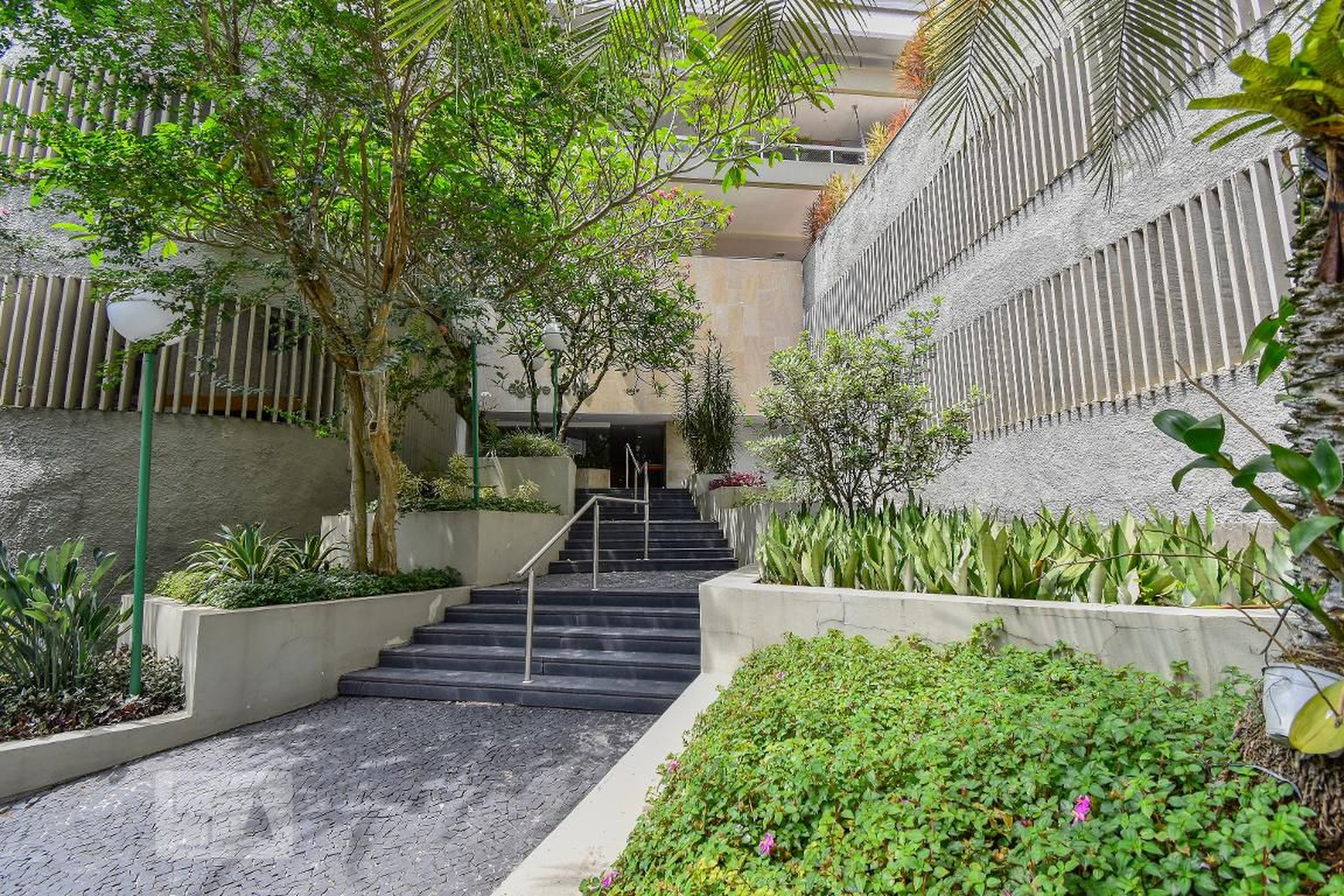 Entrada - Quintas e Quintais