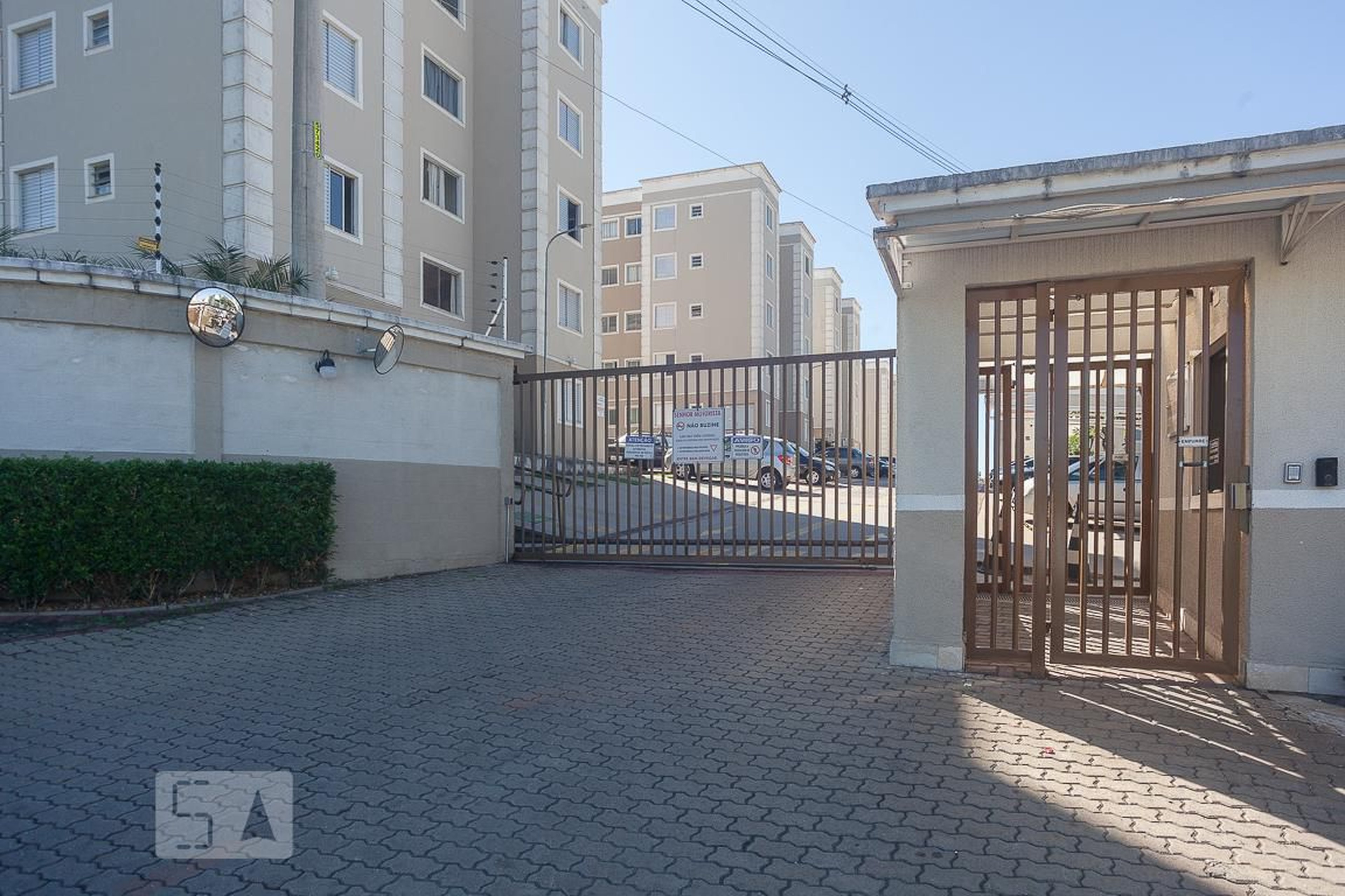 Fachada do condominio Condomínio Água Branca